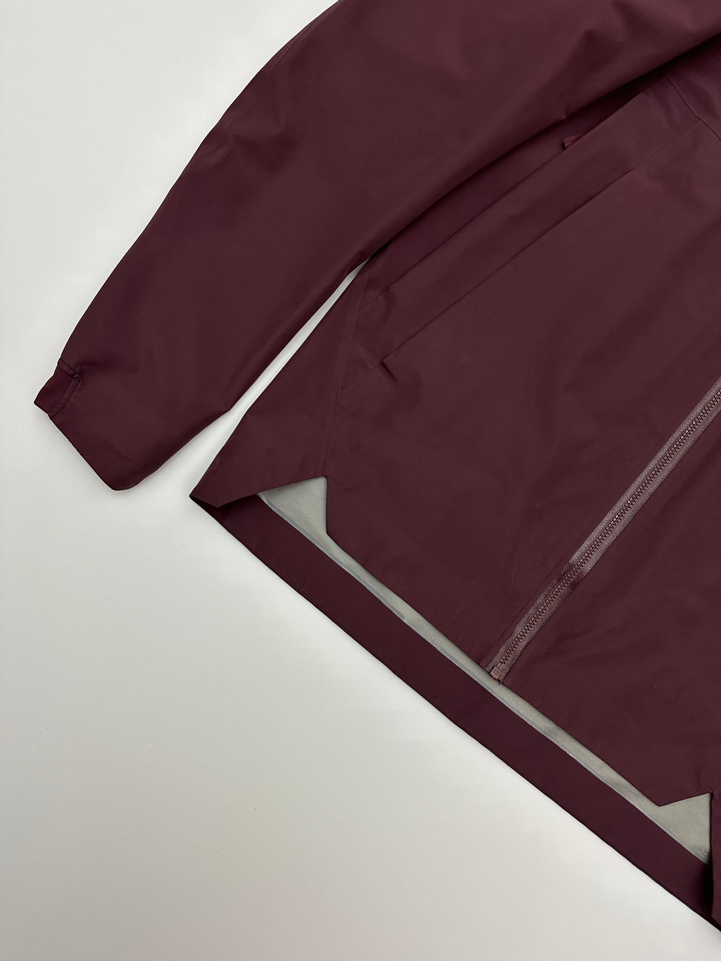 Arc’teryx Arris Jacket Rosewood Men’s S Small Gore-Tex