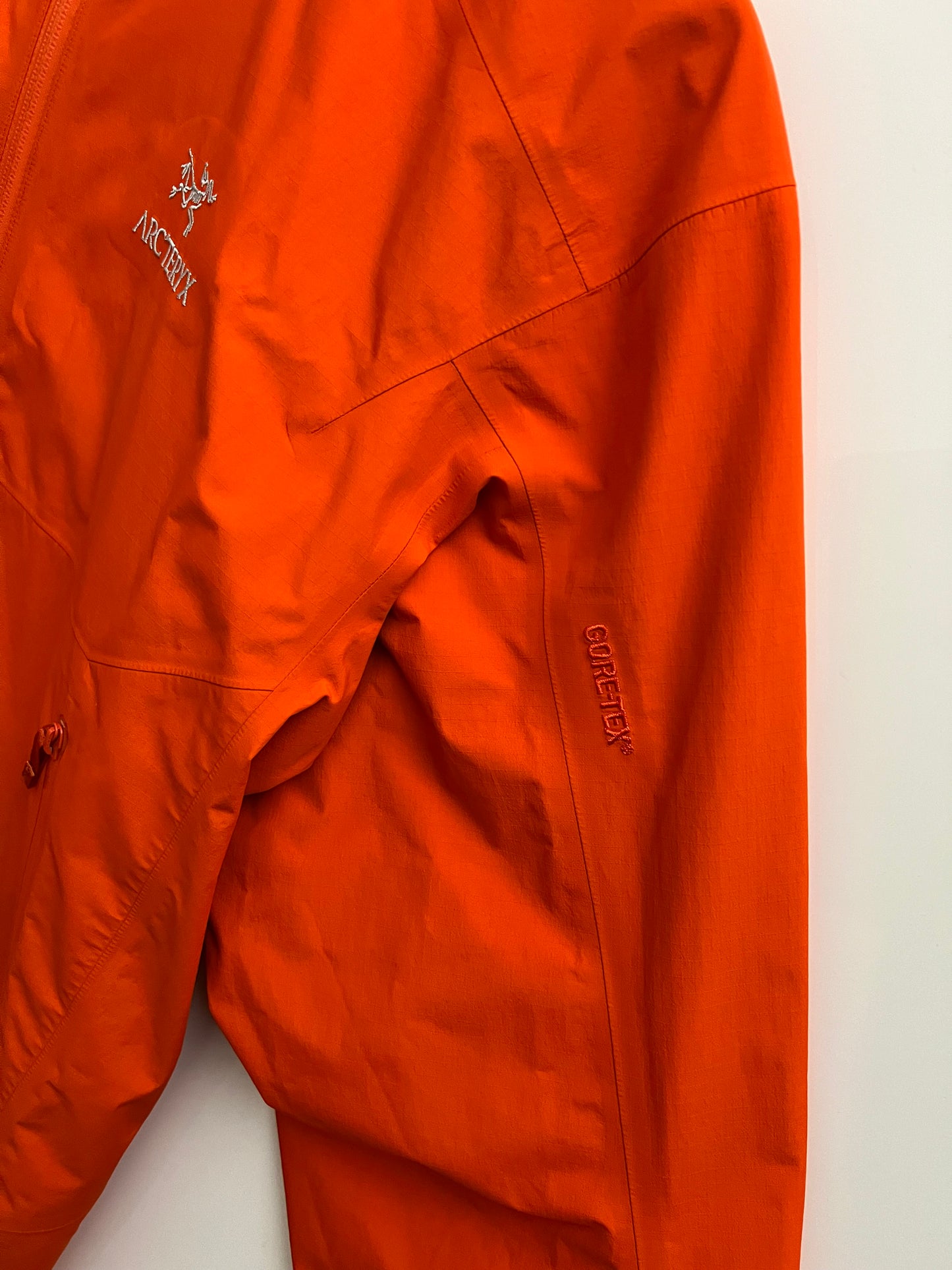 Arc’teryx Zeta SL Jacket Orange Men’s M Medium Gore-Tex
