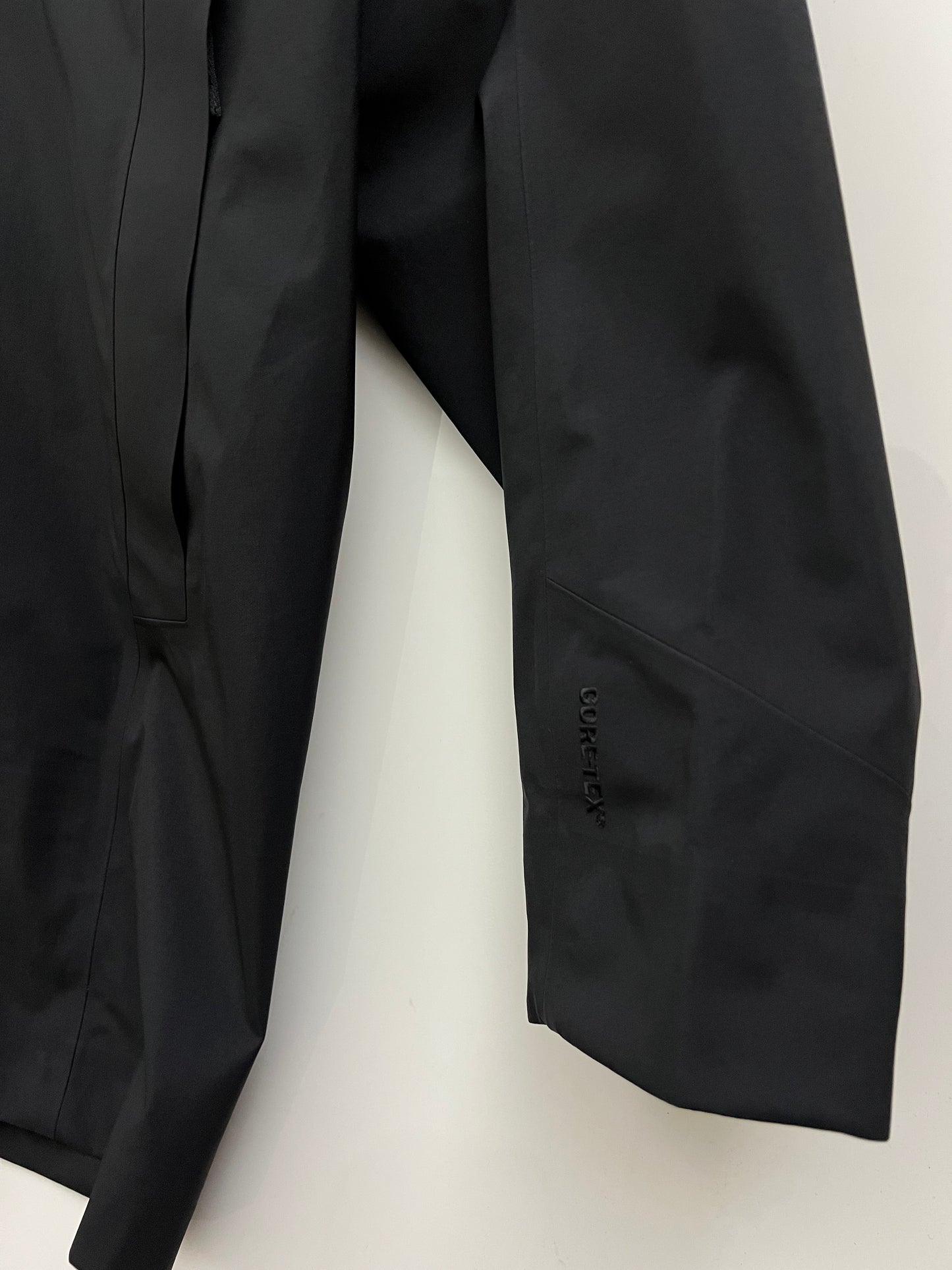 Arc’teryx Parsec Coat Black Men’s M Medium Gore-Tex