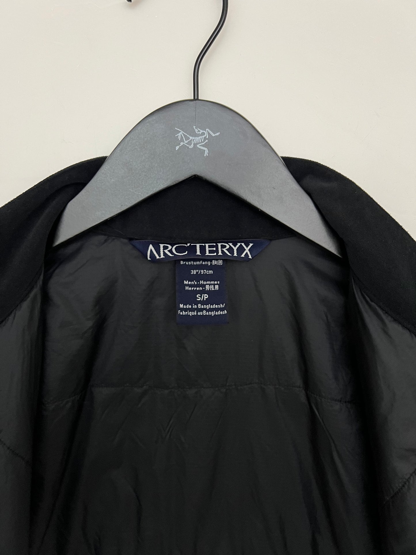 Arc’teryx Atom LT Jacket Black Men’s S Small