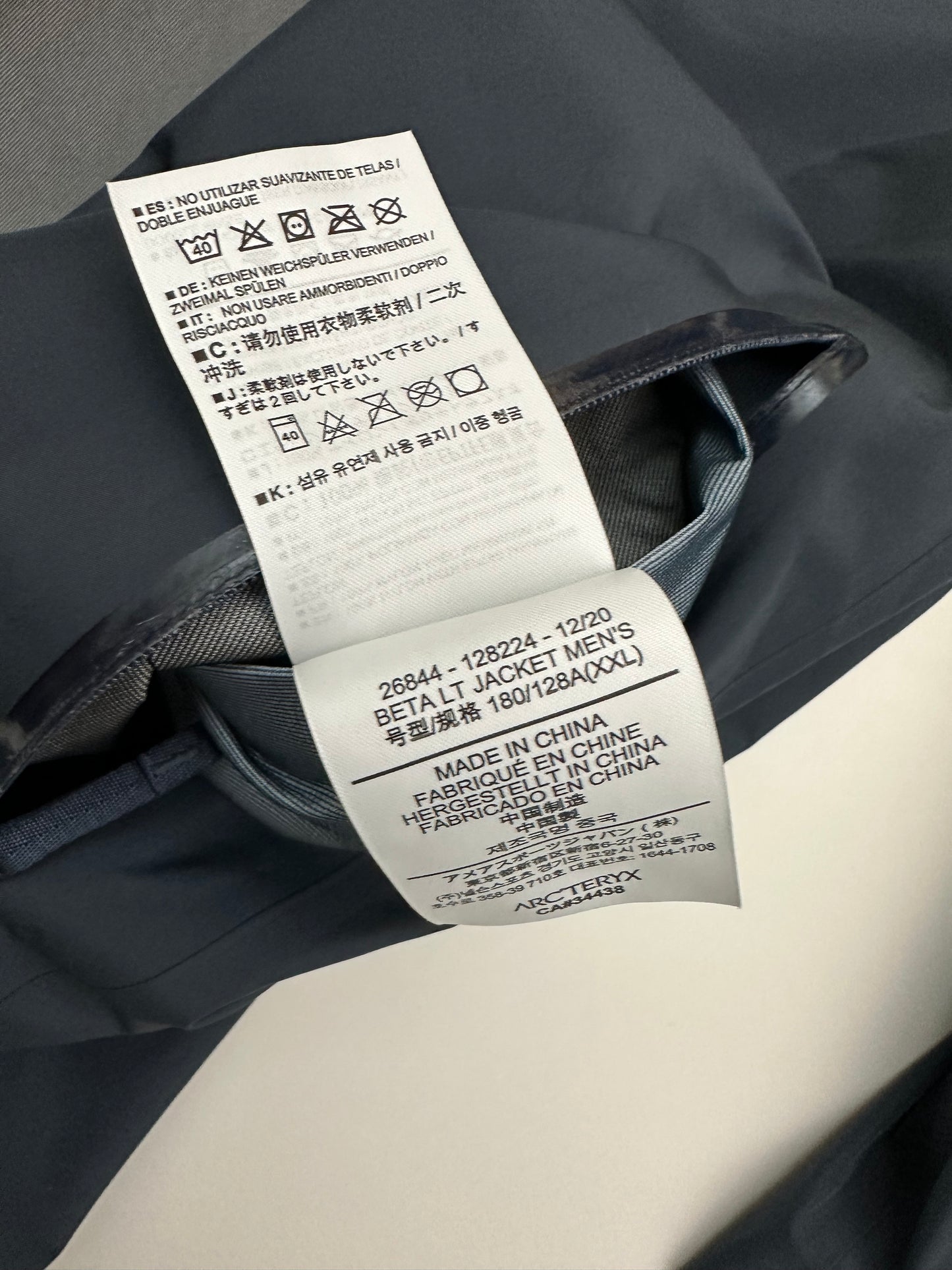 Arc’teryx Beta LT Jacket Navy Blue Men’s XXL Gore-Tex