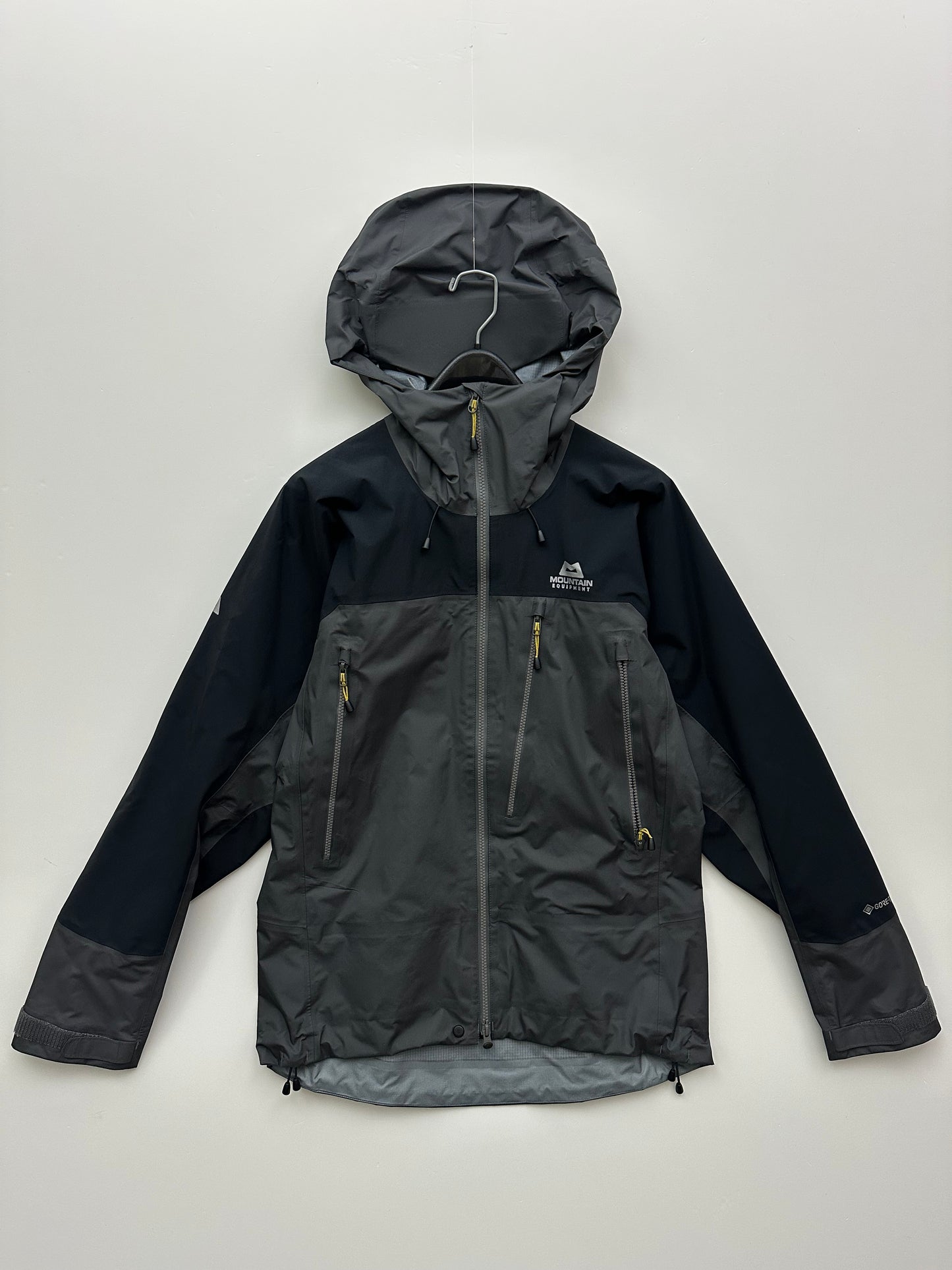 Mountain Equipment Lhotse Jacket Anvil Grey / Black Men's M Gore-Tex Pro