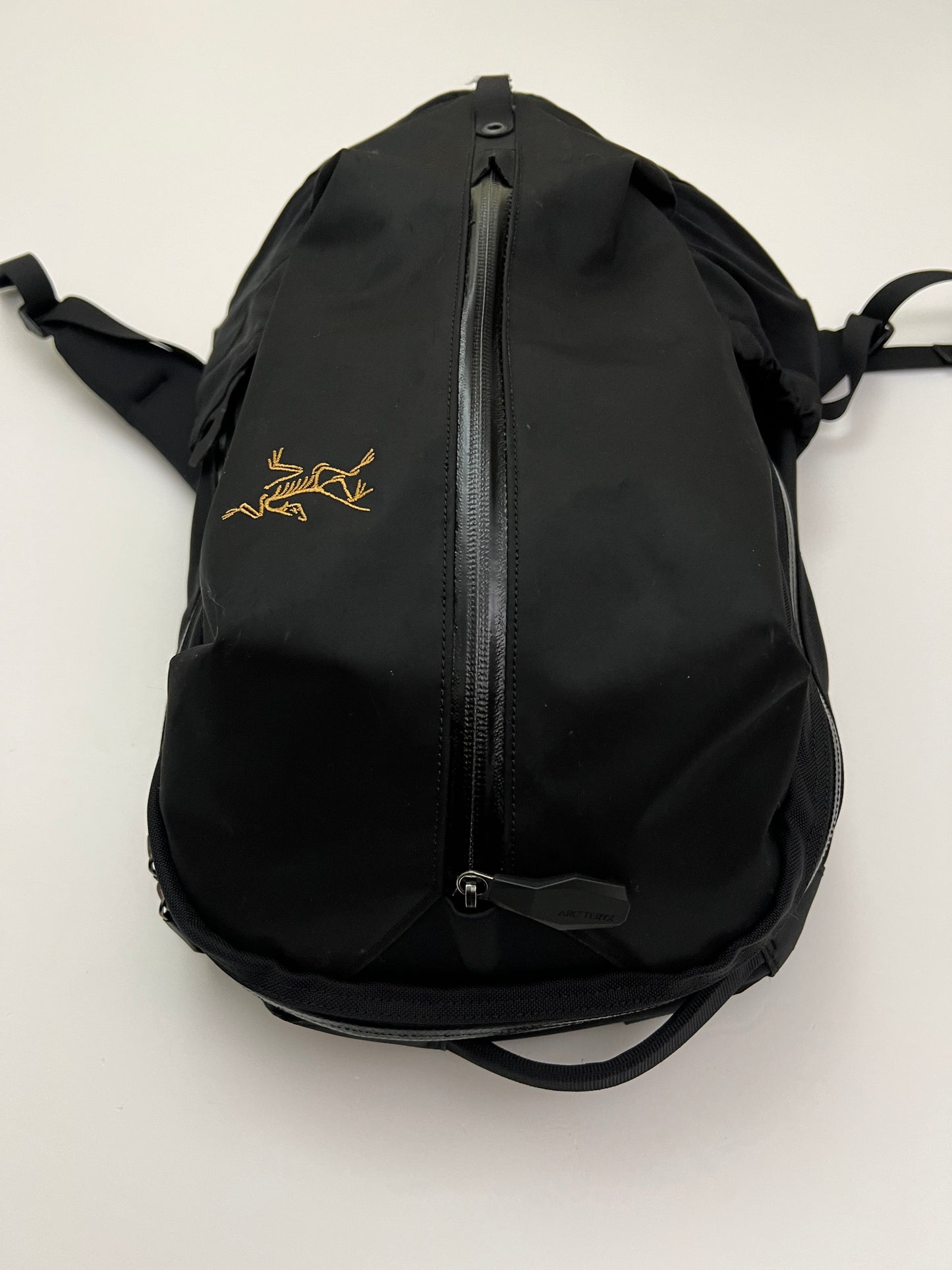 Arc’teryx Arro 16 Backpack Black