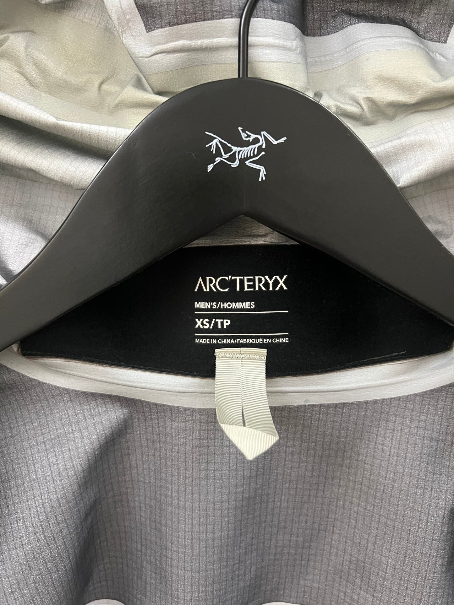 Arc’teryx Alpha AR Jacket Green Men’s XS Extra Small Gore-Tex Pro