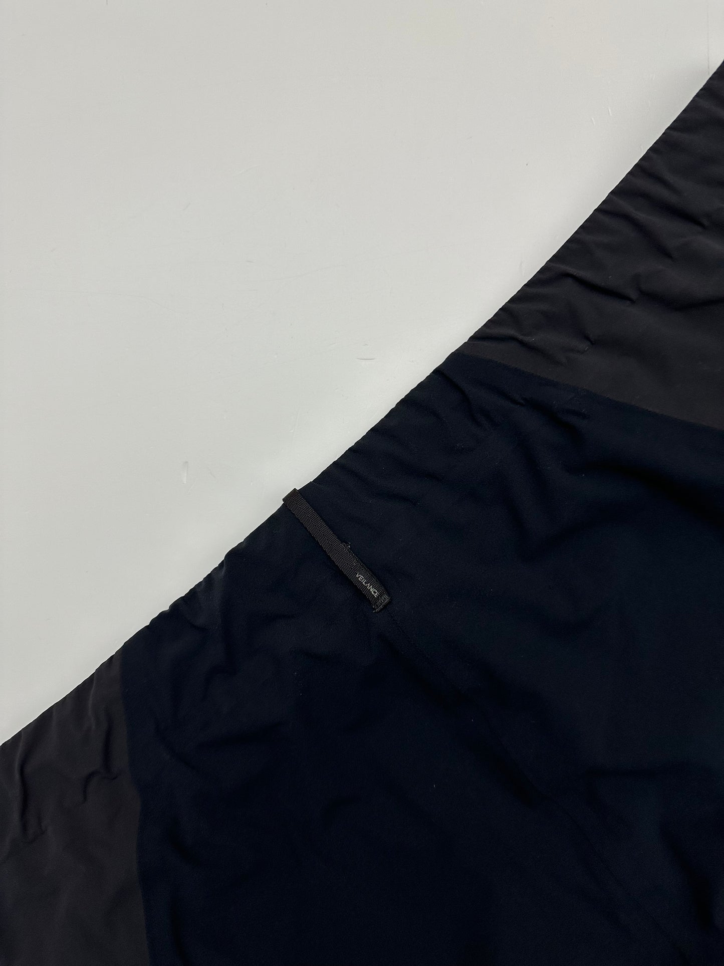 Arc’teryx Veilance Secant Comp Shorts XL Extra Large Black
