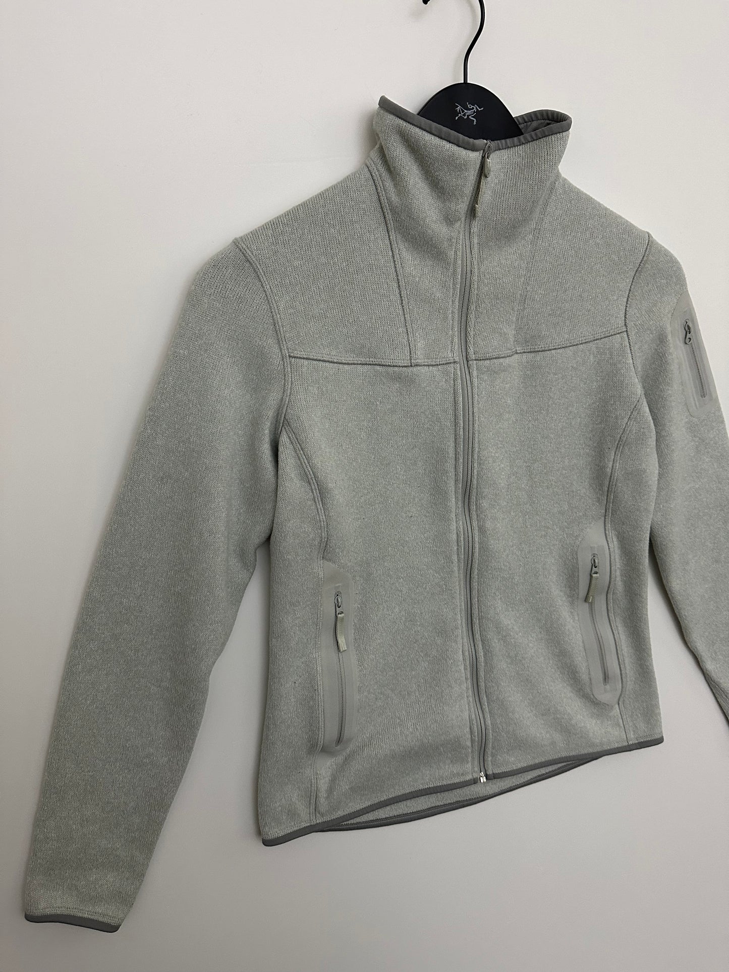 Arc'teryx Covert Cardigan Grey Women's M Medium