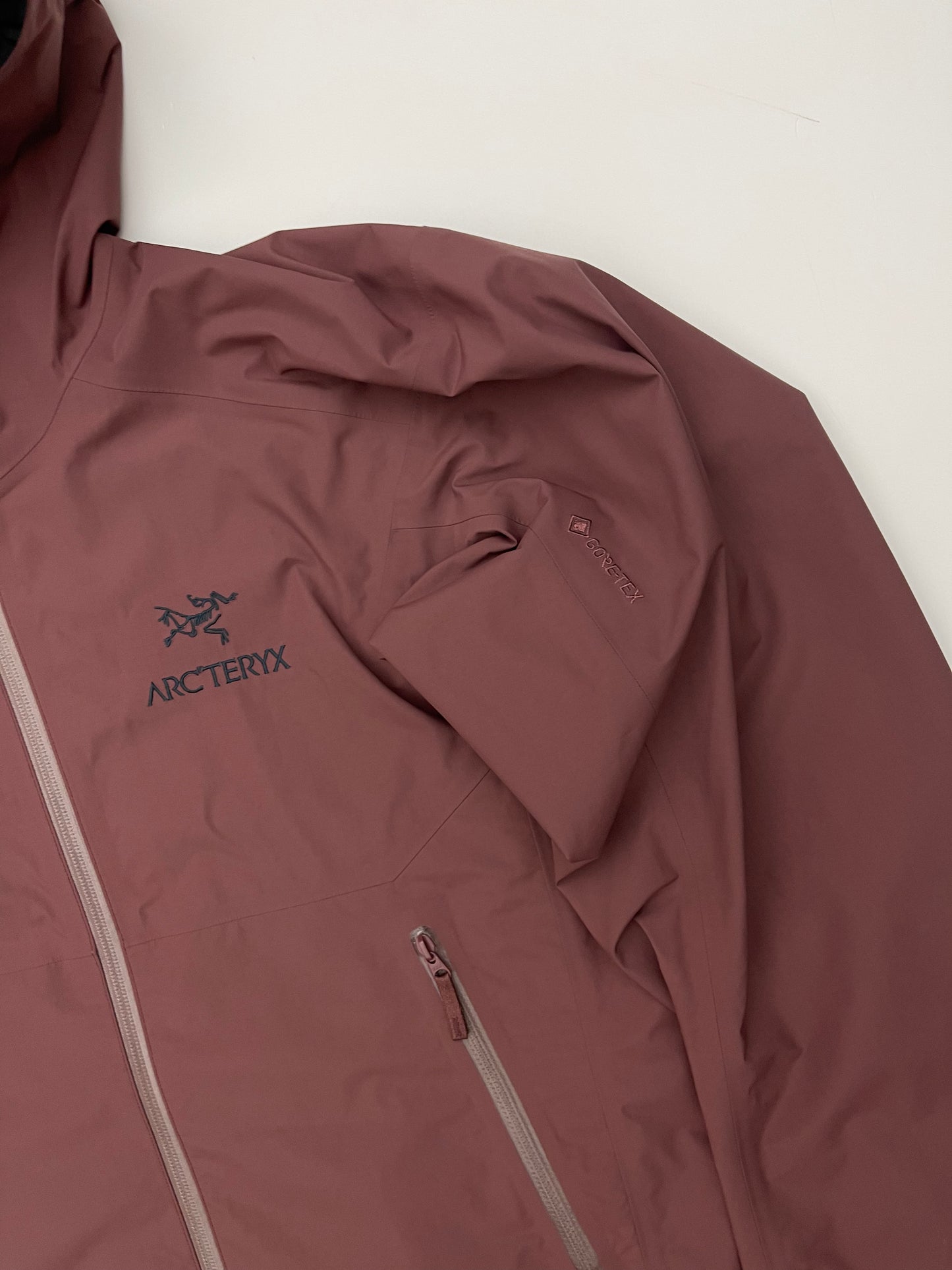 Arc’teryx Zeta SL Jacket Inertia Red Men’s S Small Gore-Tex