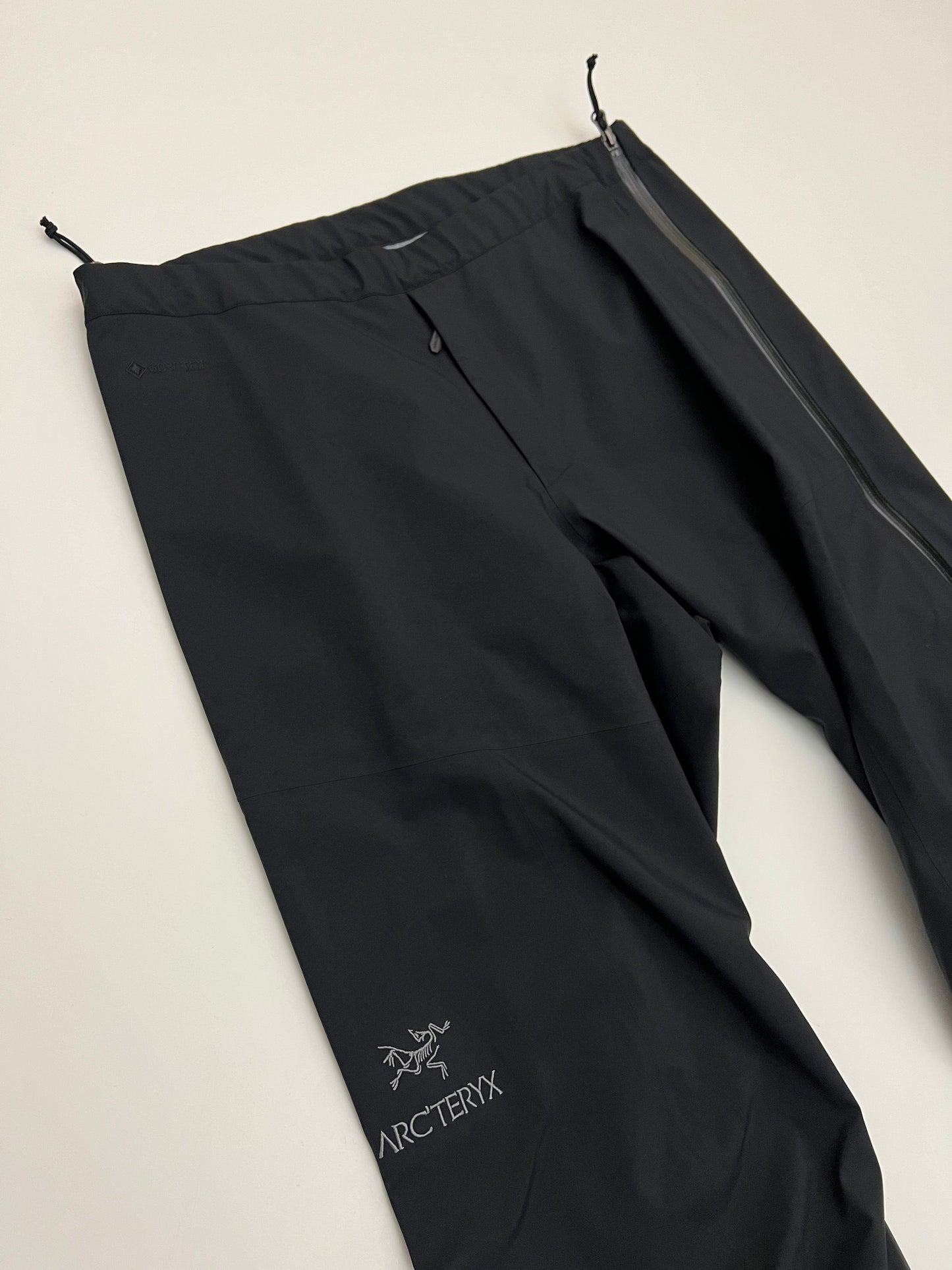 Arc'teryx Beta Pant Black Men’s M Medium Short Gore-Tex