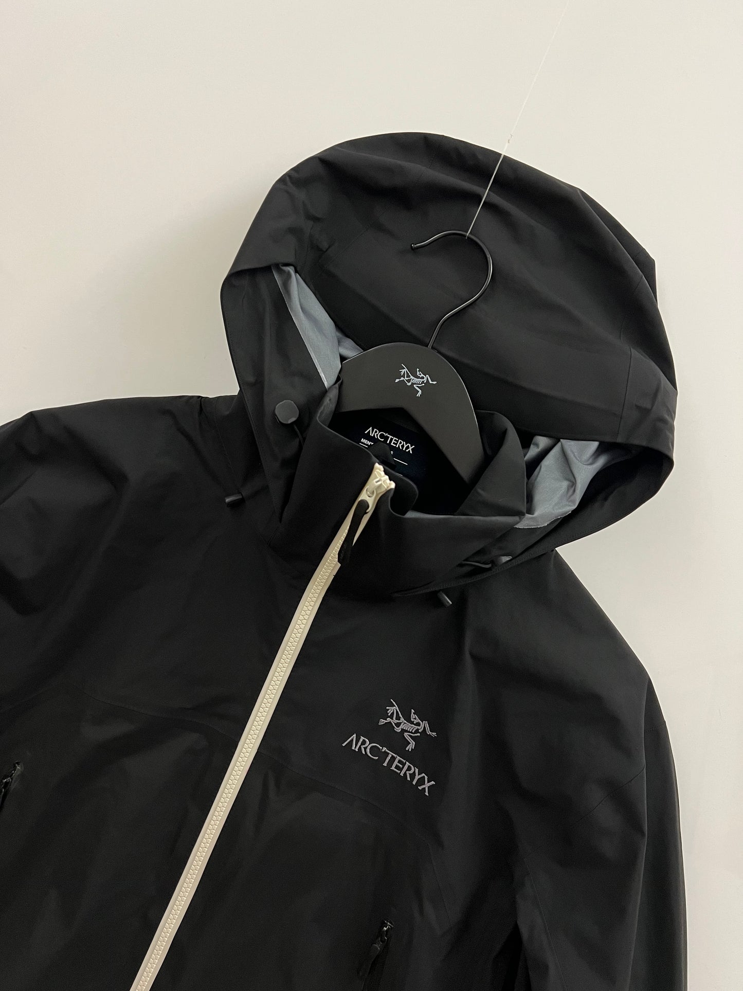Arc’teryx Beta AR Jacket Black-Multi Men’s M Medium Gore-Tex Pro RECCO