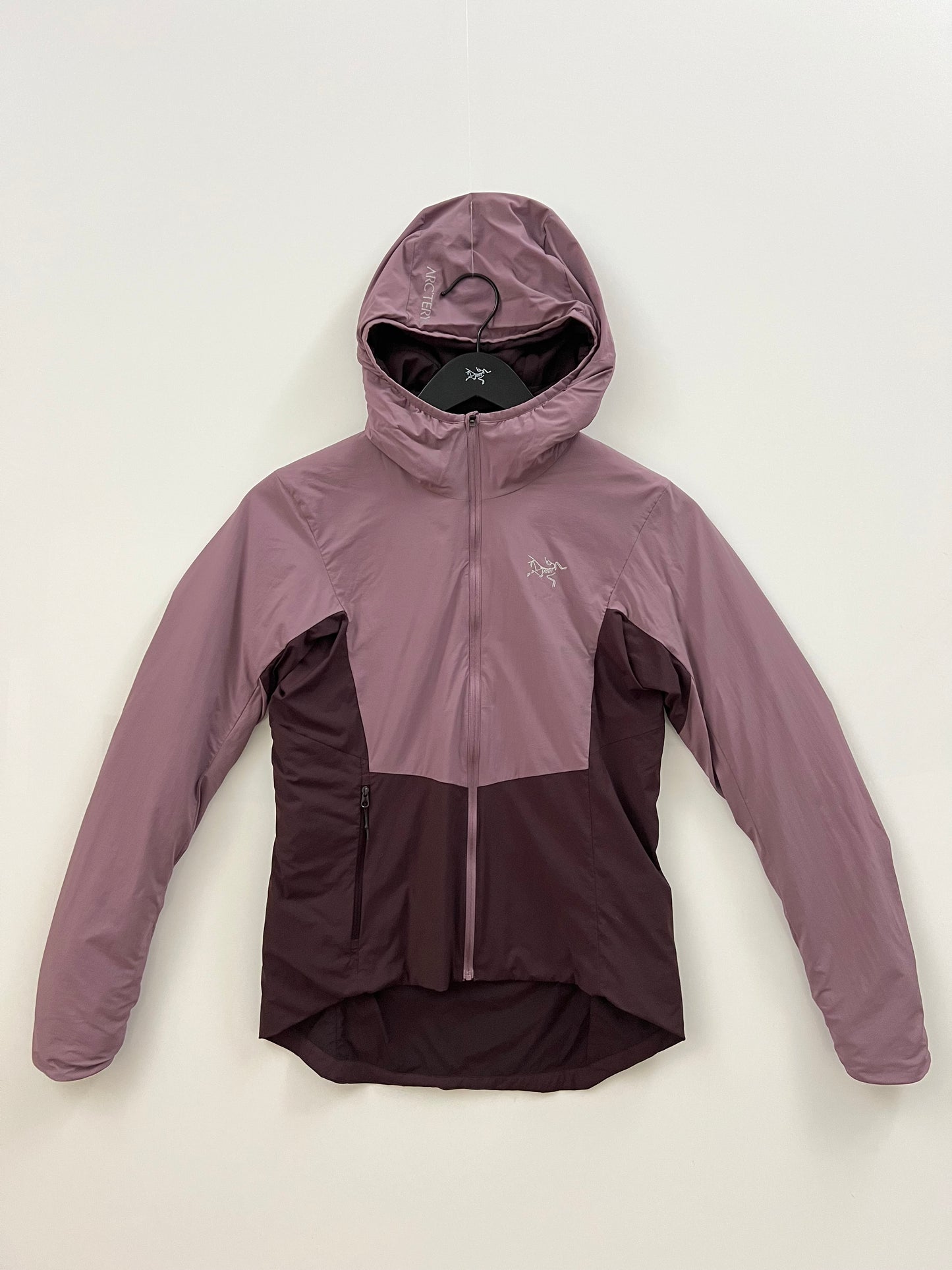 Arc’teryx Norvan Insulated Hoody Interstellar / Phantasm Women’s S Small