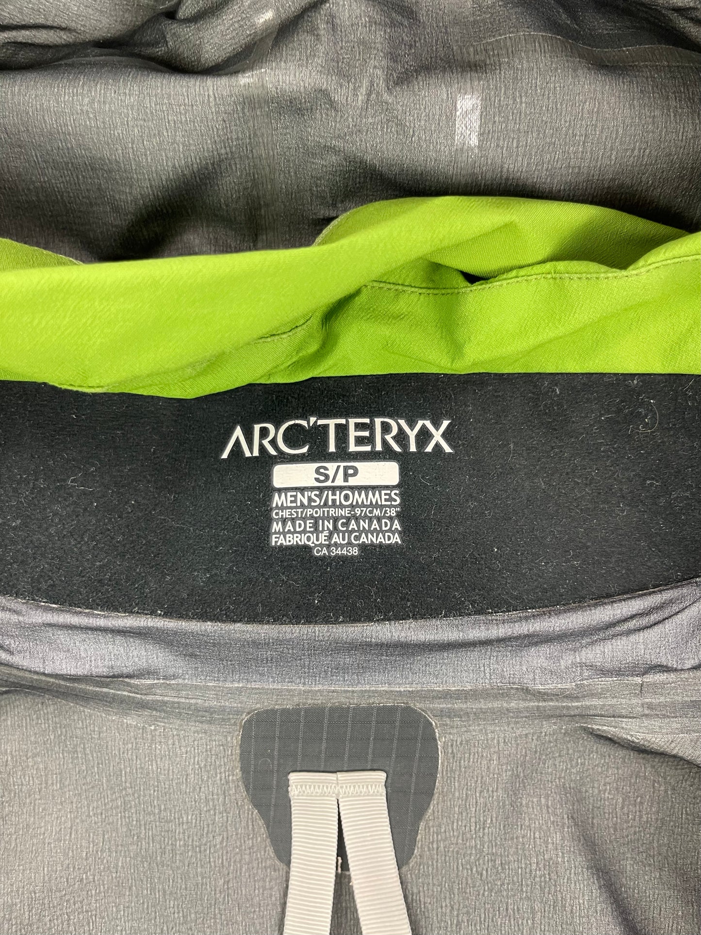 Arc’teryx Stinger Jacket Green Men’s S Small Gore-Tex RECCO