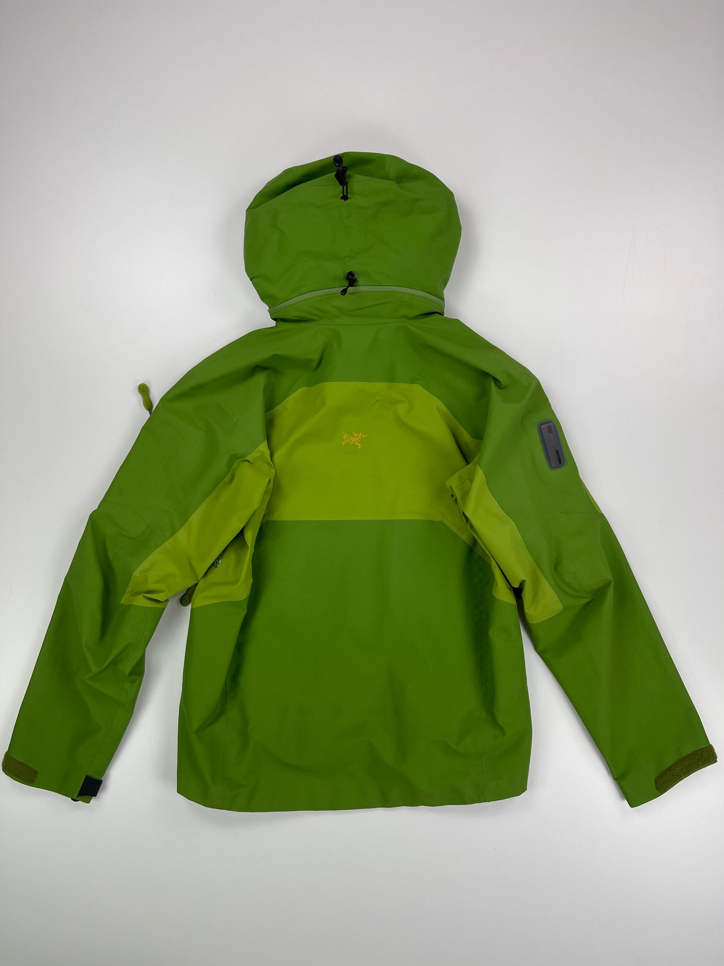 Arc’teryx Stinger Jacket Green Men’s S Small Gore-Tex RECCO