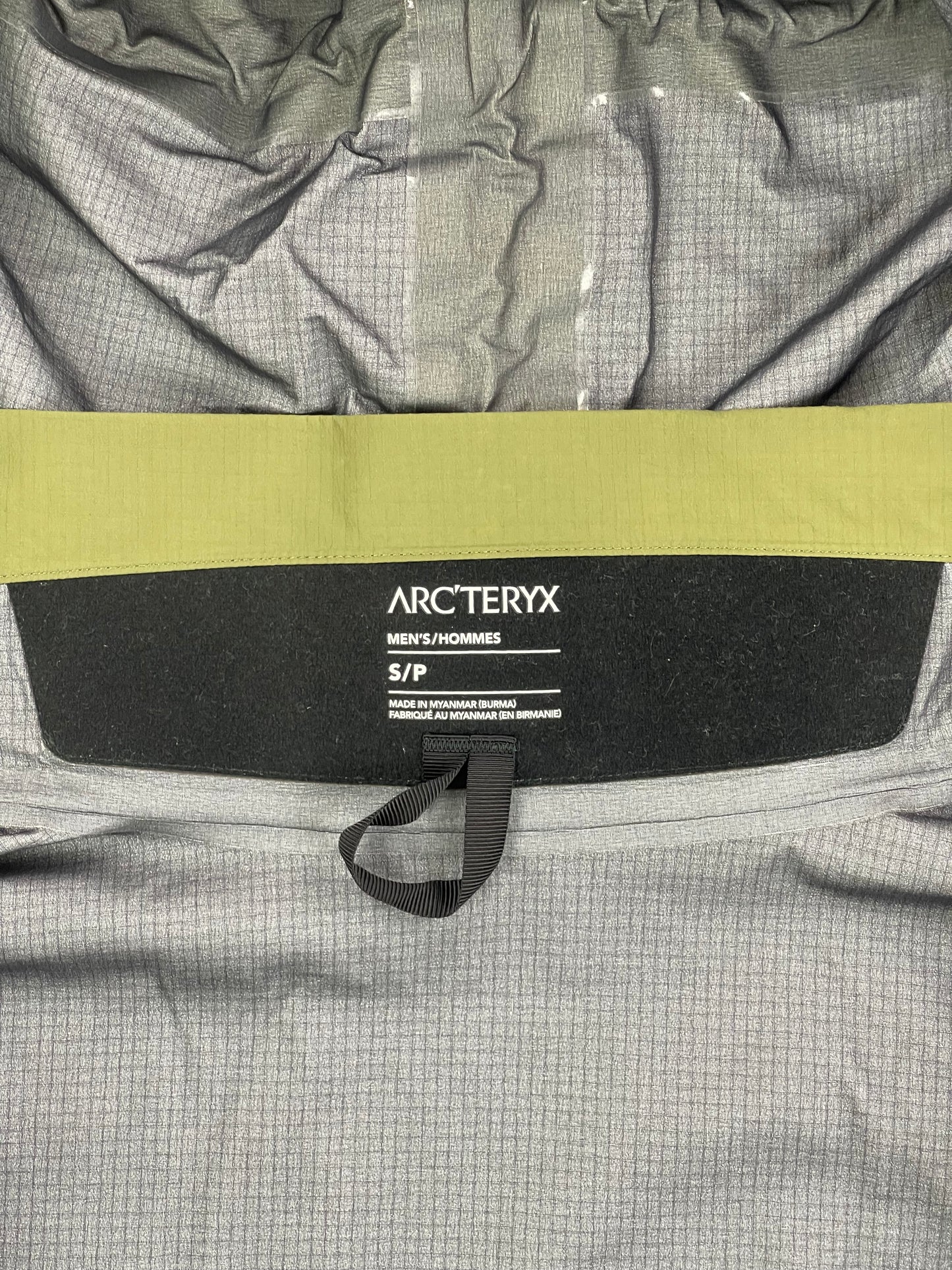 Arc’teryx Beta AR Jacket Green Men’s S Small Gore-Tex Pro