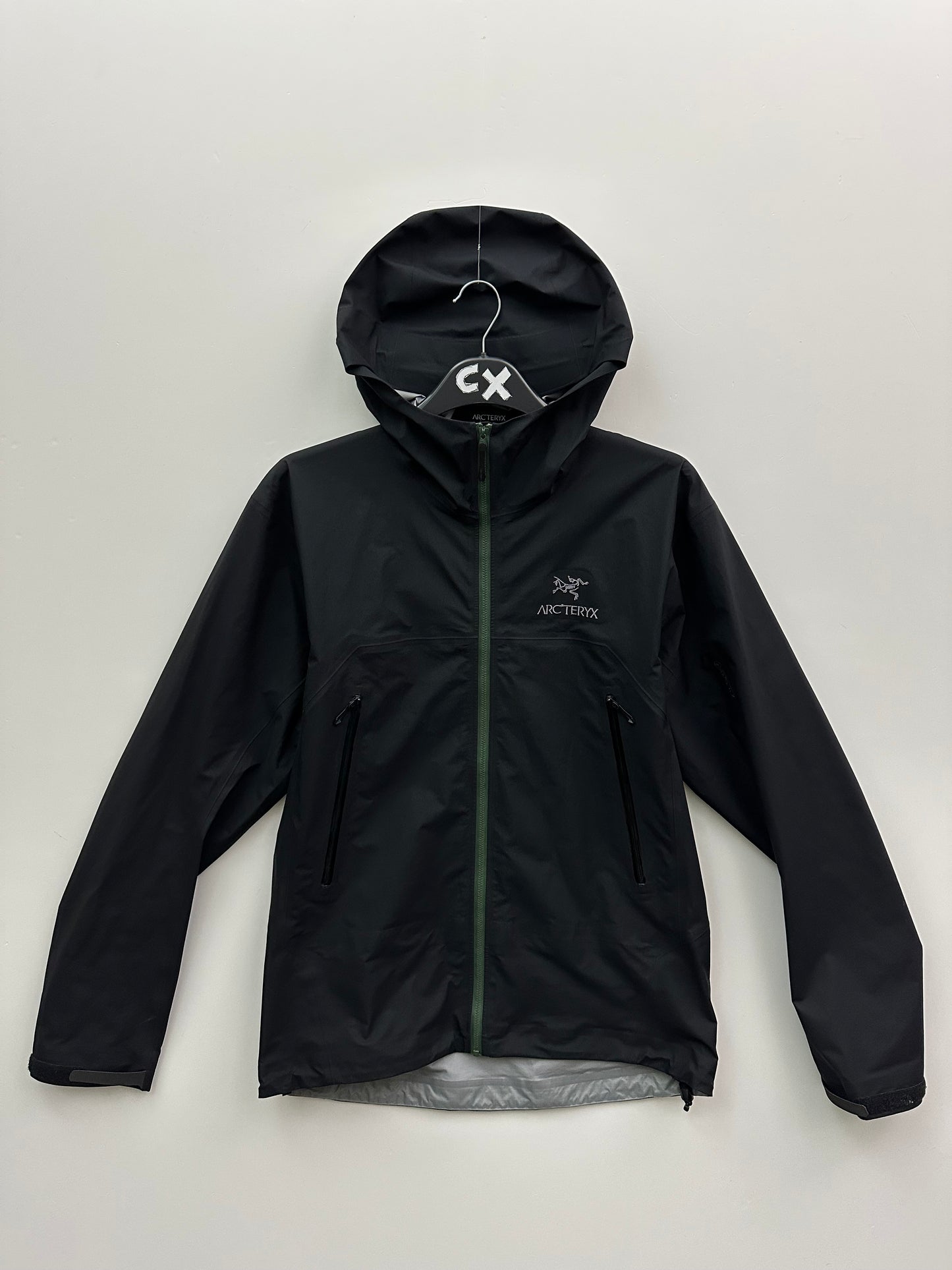 Arc’teryx Beta Jacket Black-Multi Men’s M Medium Gore-Tex