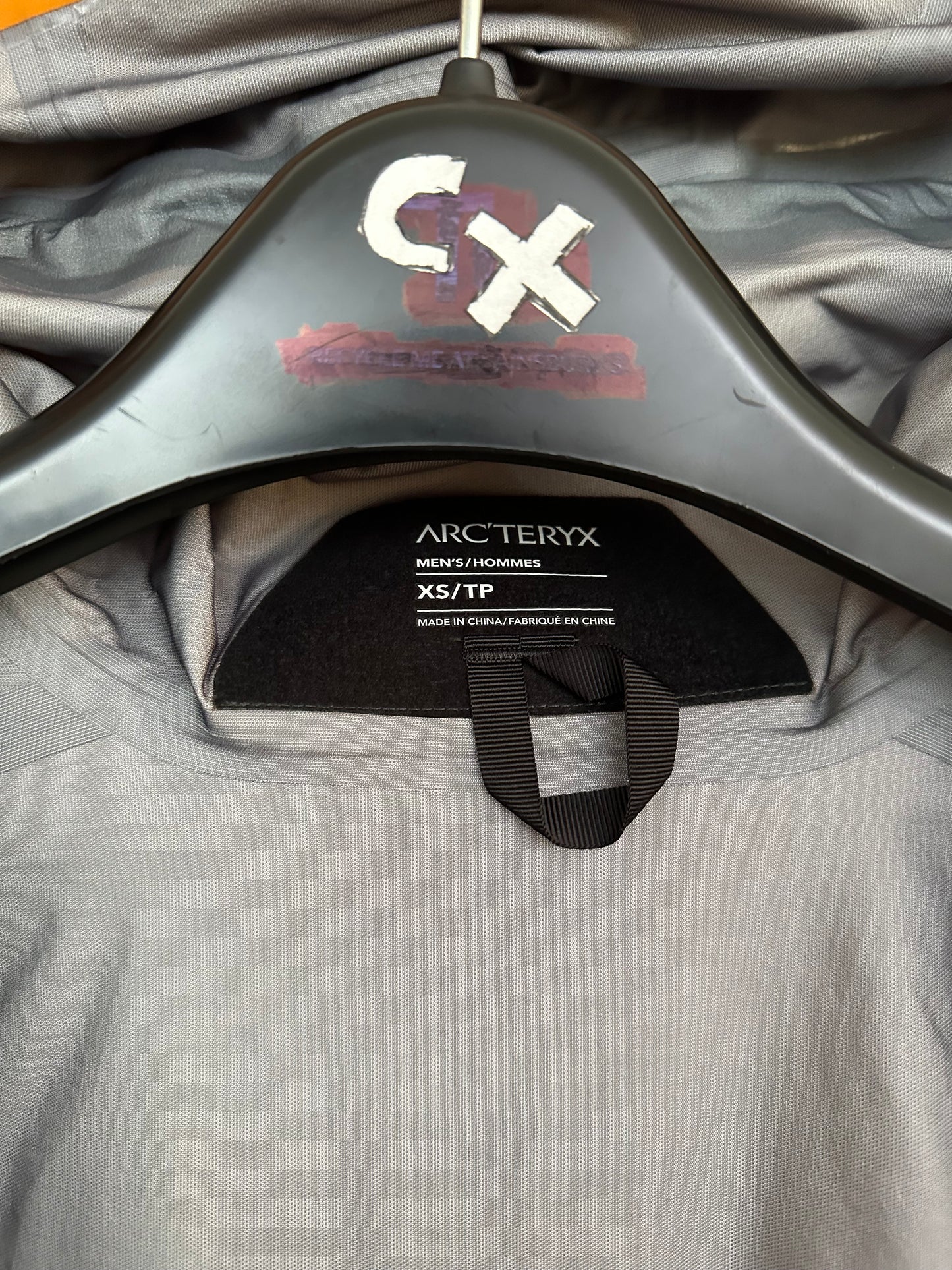 Arc’teryx Beta Jacket Revel Orange Men’s XS Extra Small Gore-Tex