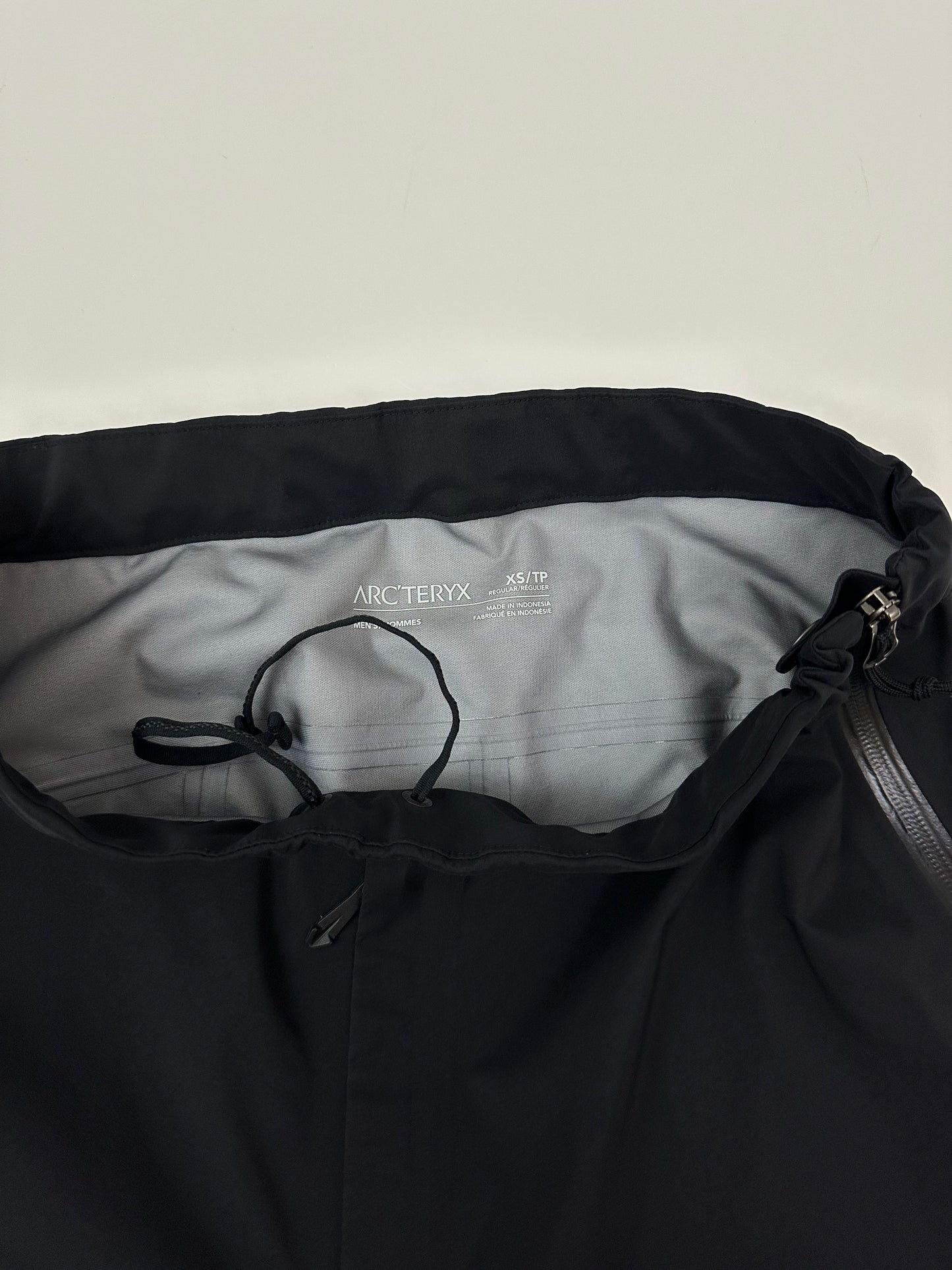 Arc'teryx Beta Pant Men’s XS Extra Small Black Gore-Tex 28W 31L