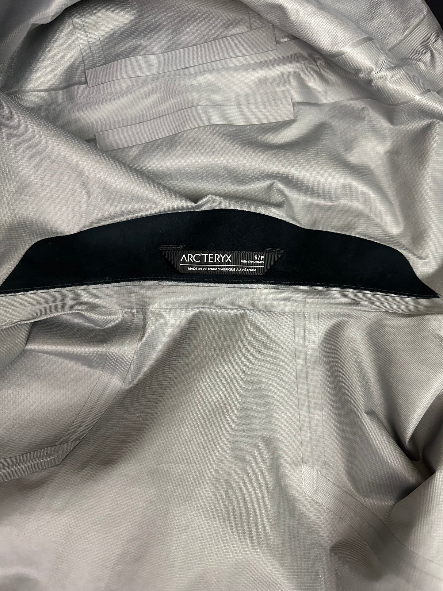 Arc’teryx Ralle Jacket Black Men’s S Small Gore-Tex