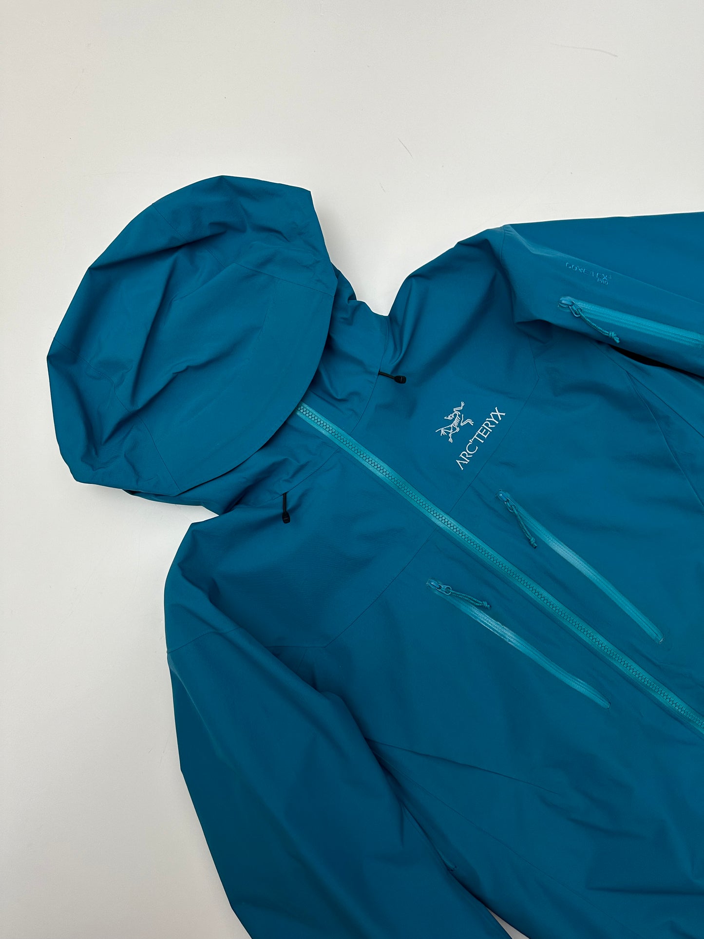 Arc’teryx Alpha SV Jacket Blue Men’s M Medium Gore-Tex Pro