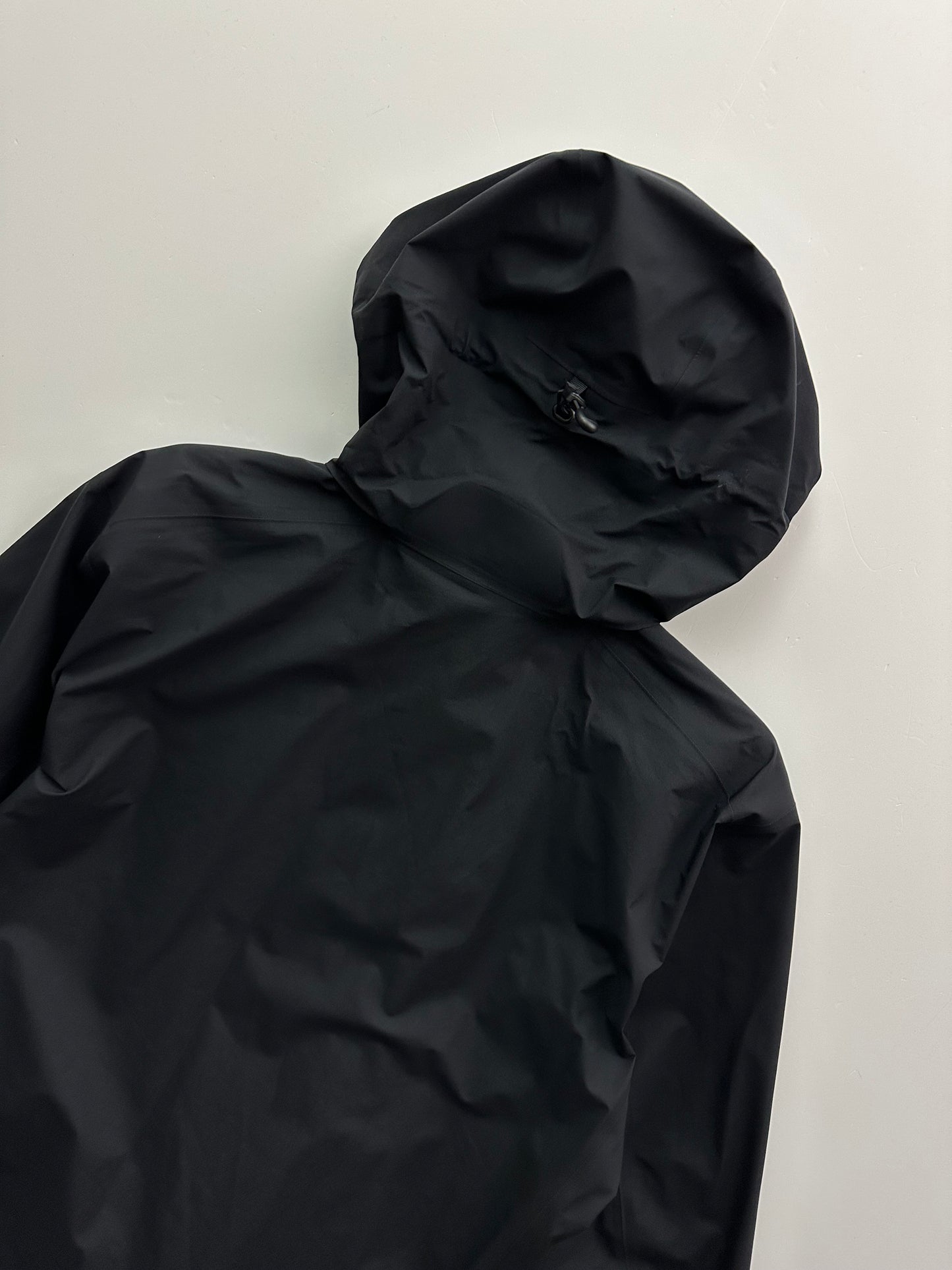 Arc’teryx Beta Jacket Black-Multi Men’s M Medium Gore-Tex