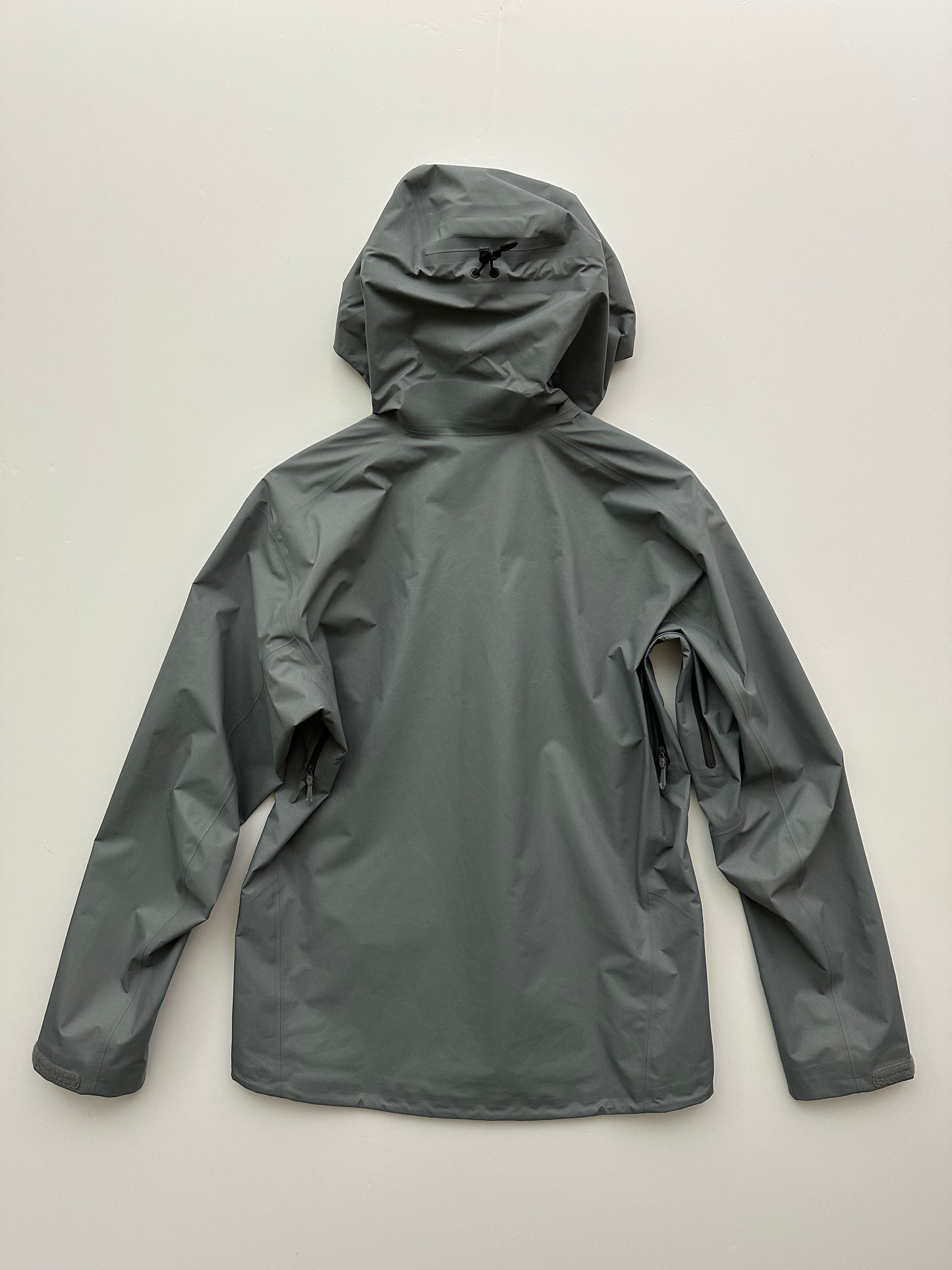 Arc’teryx Beta SL Jacket Void Grey Men’s M Medium Gore-Tex RECCO