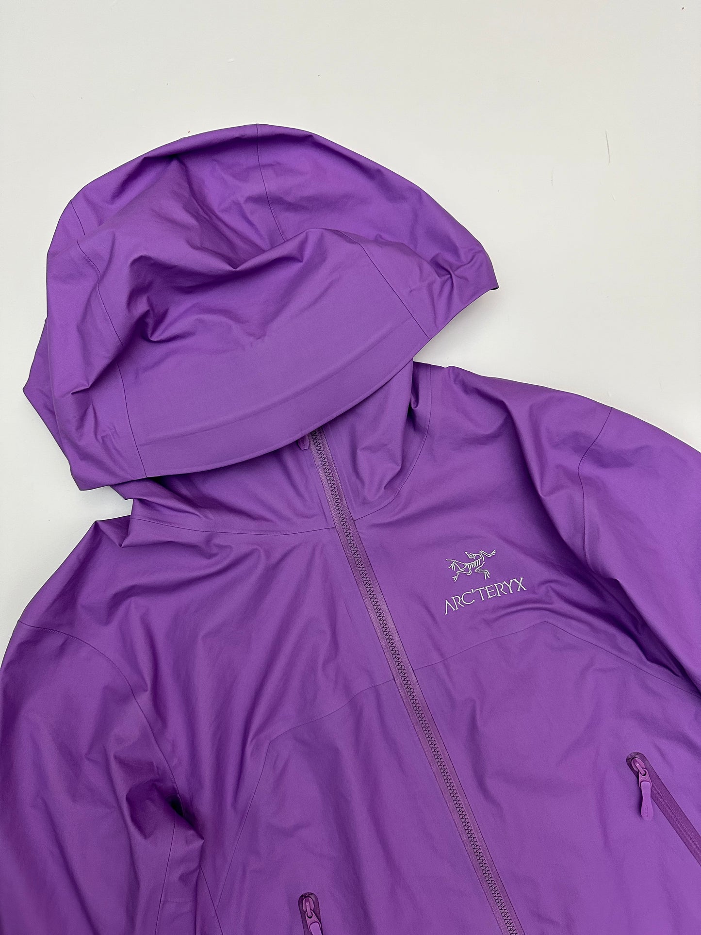 Arc’teryx Beta Jacket Purple Women’s XS Extra Small Gore-Tex