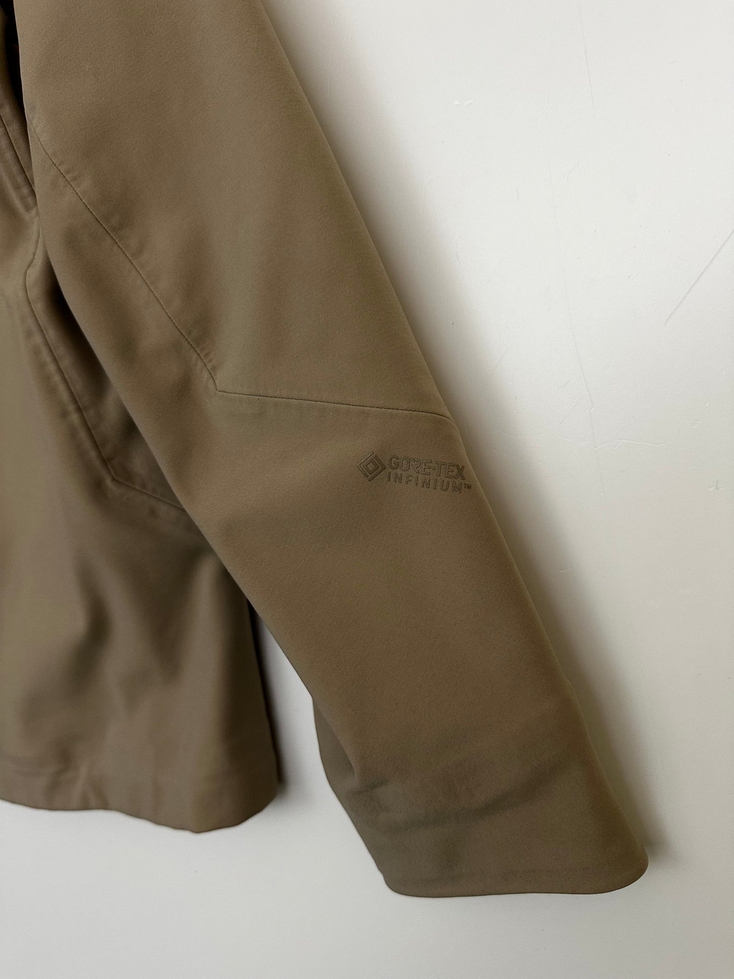 Arc'teryx Sawyer Hoody Smoke Bluff Men's M Medium Gore-Tex Infinium