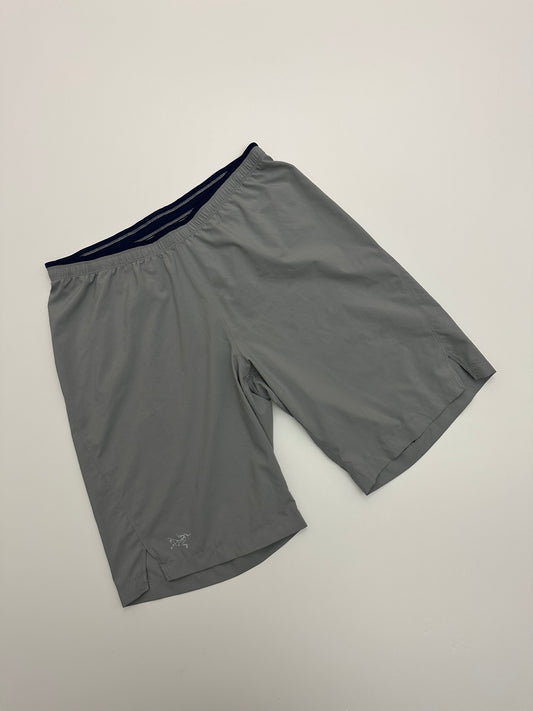 Arc’teryx Incendo Shorts Grey Men’s M Medium