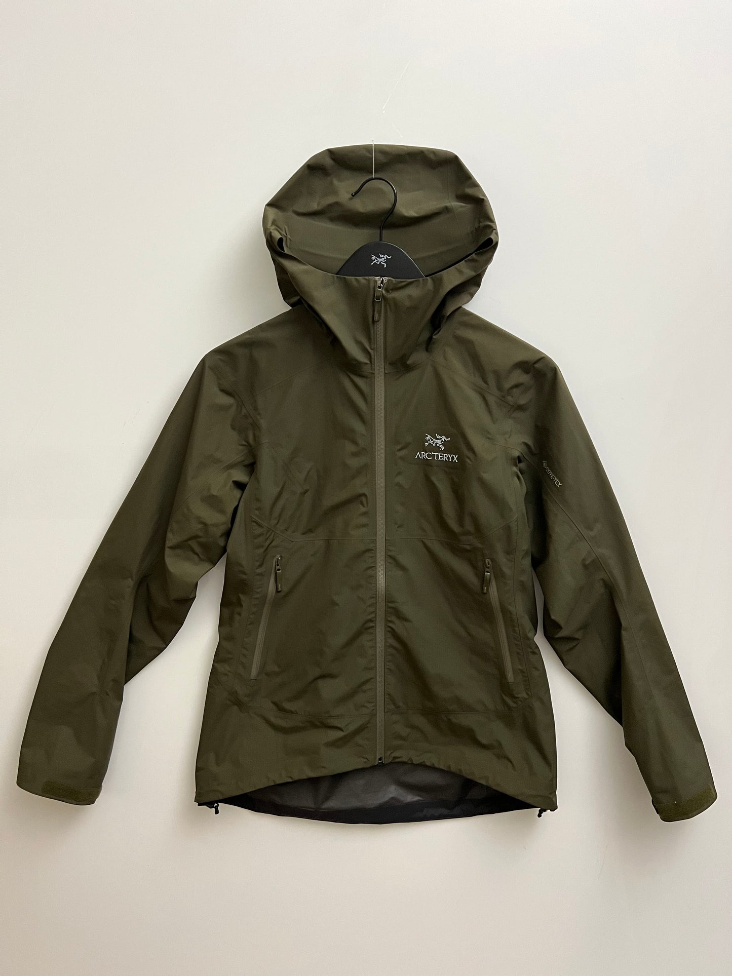 Arc’teryx Zeta SL Jacket Green Women’s M Medium Gore-Tex