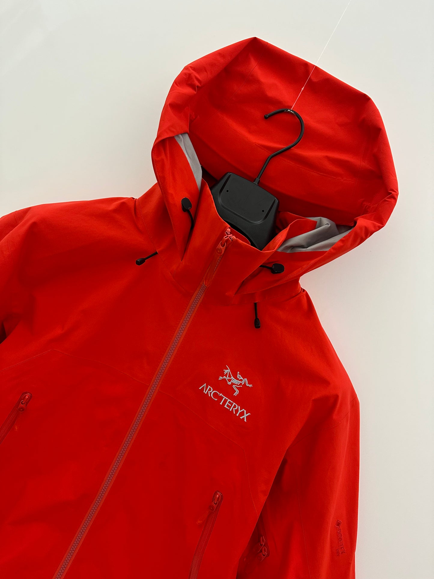 Arc’teryx Beta AR Jacket Red Men’s S Small Gore-Tex Pro RECCO