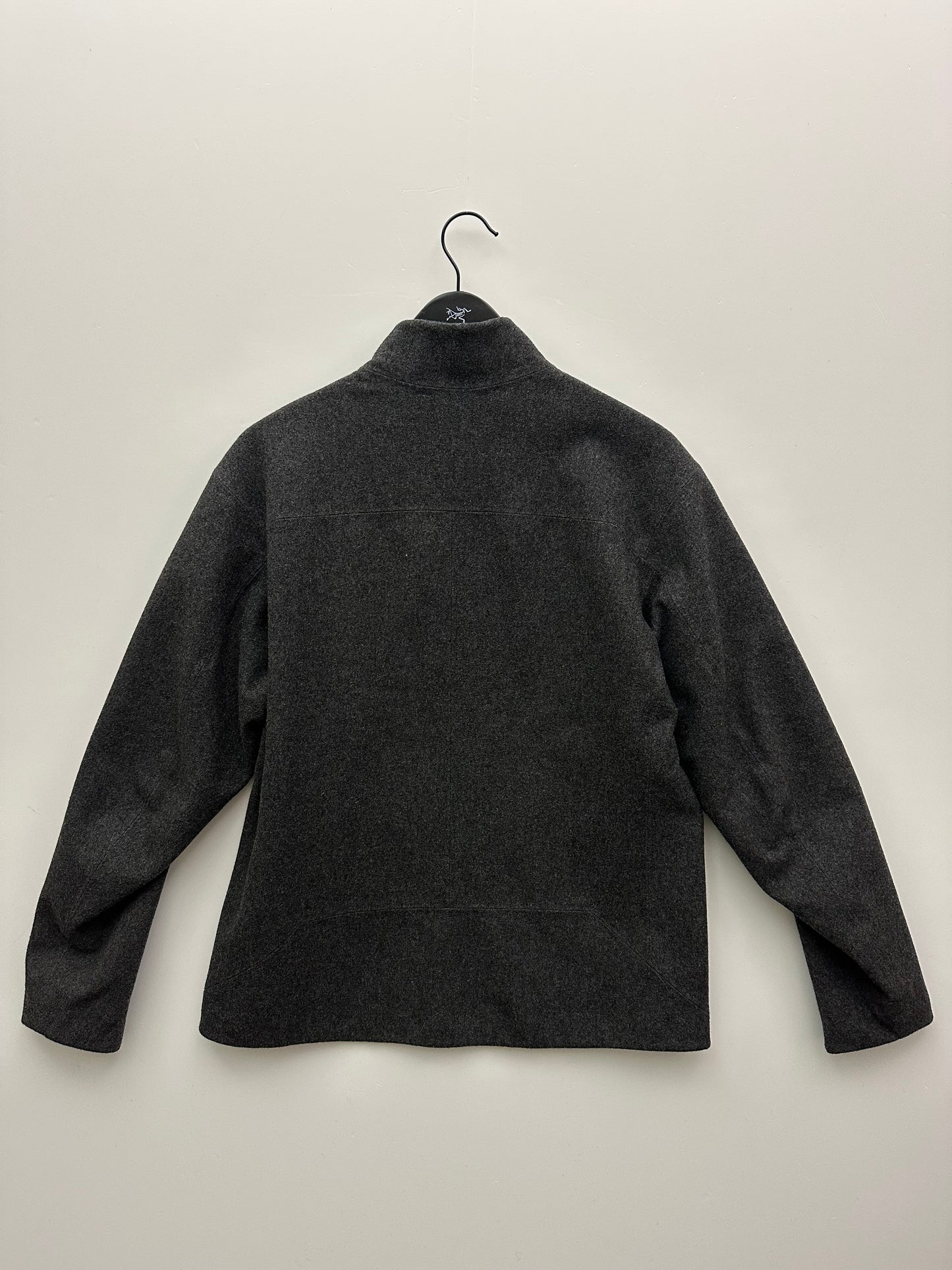 Arc’teryx Diplomat Jacket Carbon Copy Grey Men’s L Large