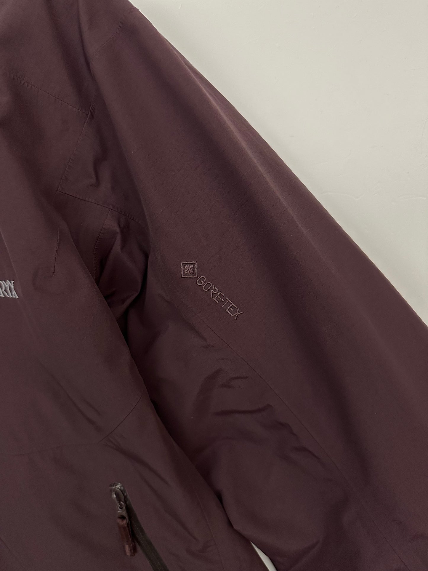 Arc’teryx Zeta SL Jacket Phantasm Men’s XS Extra Small Gore-Tex