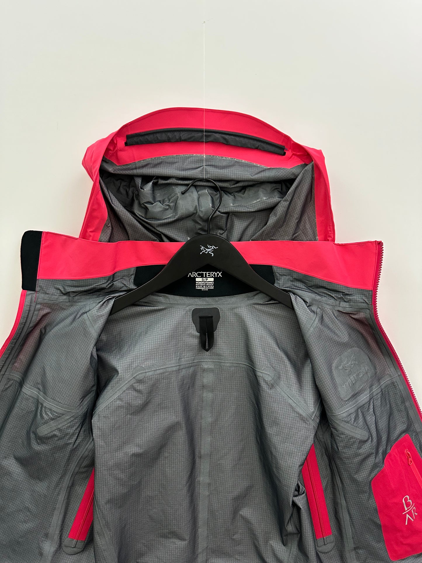 Arc'teryx Beta AR Jacket Pink Women's S Small Gore-Tex Pro