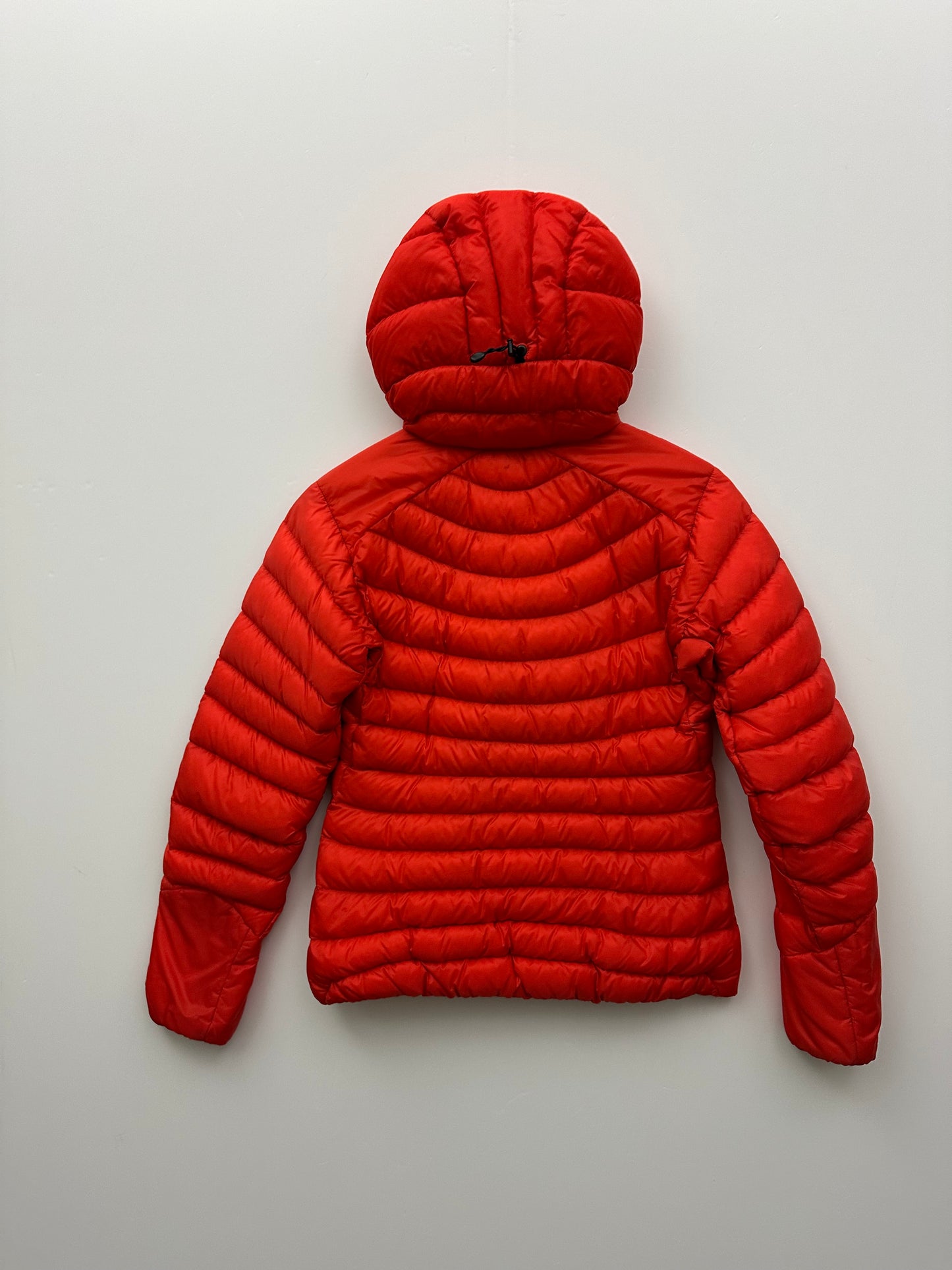 Arc'teryx Cerium LT Hoody Red Women's M Medium