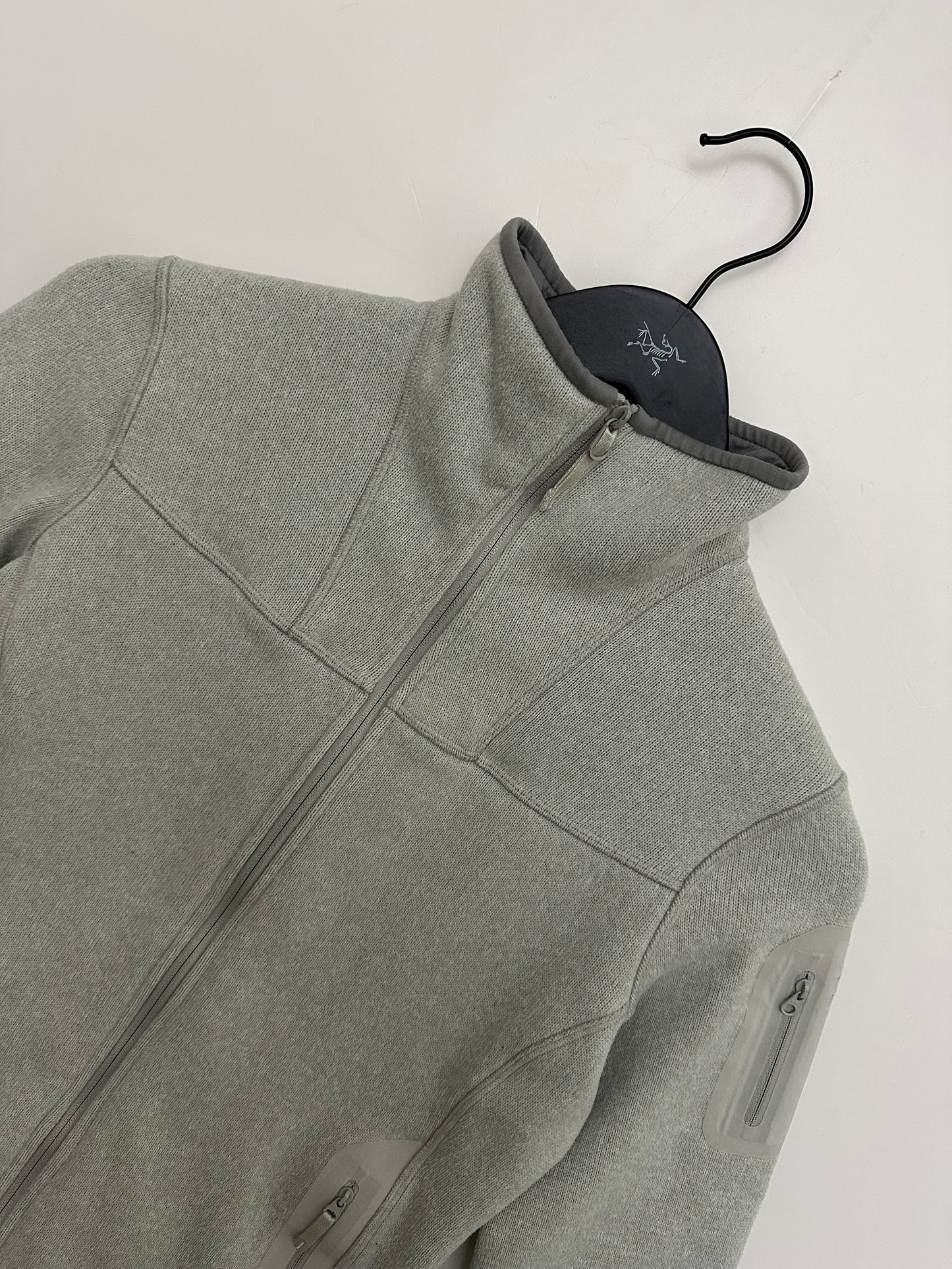 Arc'teryx Covert Cardigan Grey Women's M Medium