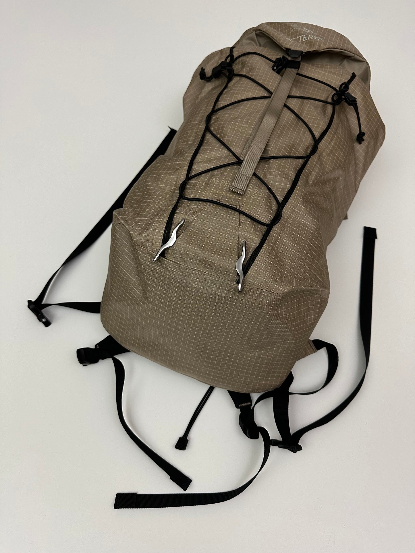 Arc’teryx Alpha SL 23 Backpack Smoke Bluff