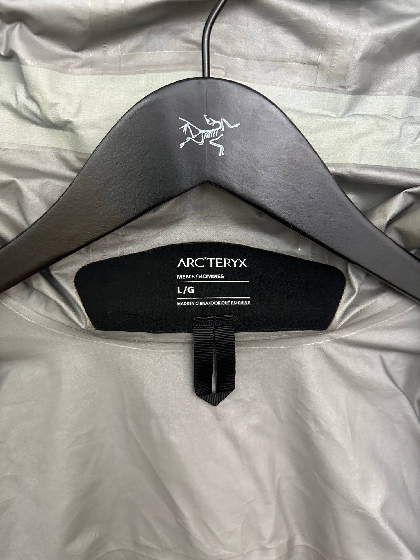 Arc’teryx Zeta SL Jacket Cryptochrome Grey Men’s XL Extra Large Gore-Tex