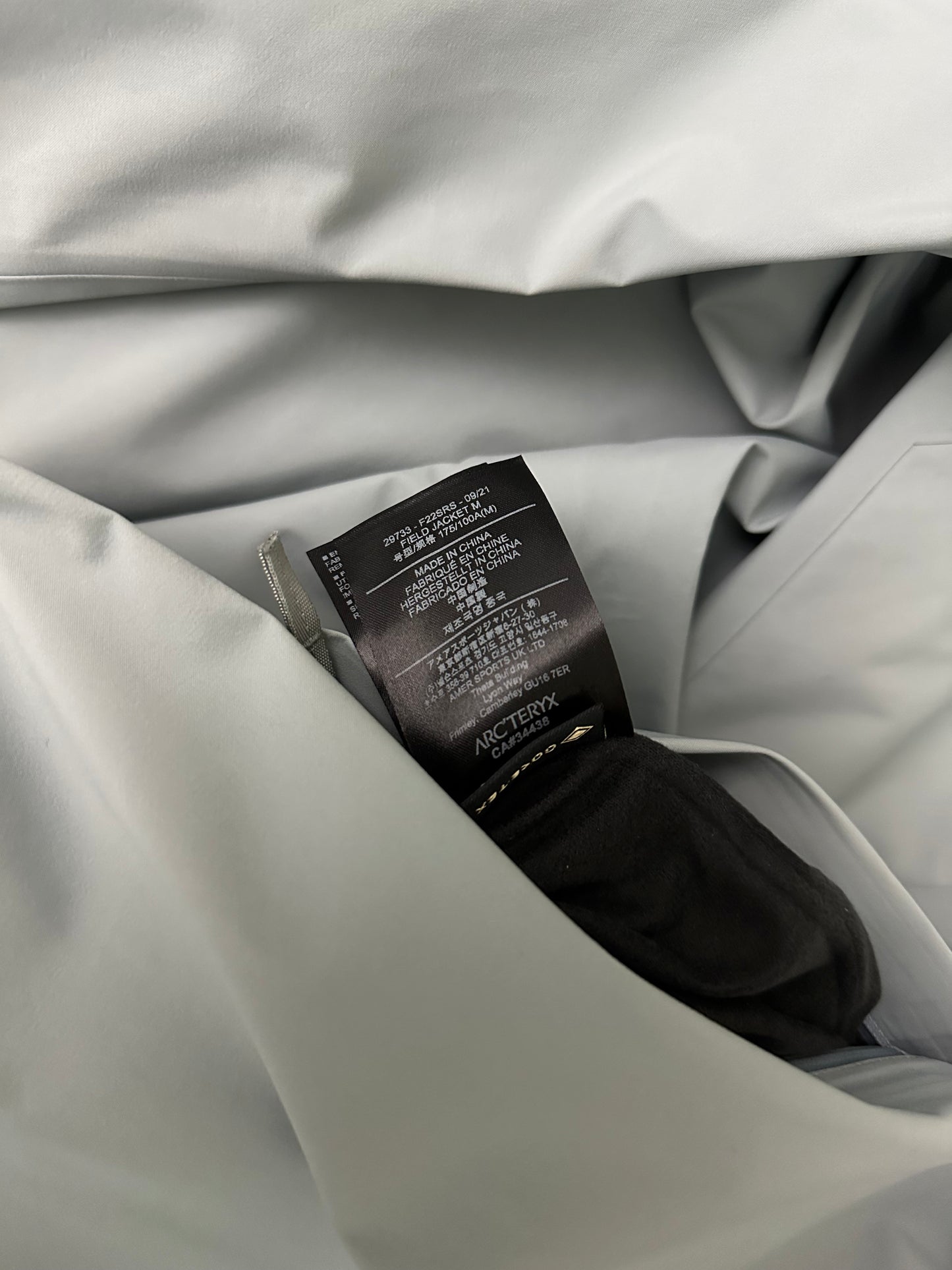 Arc’teryx Veilance Field Jacket Men’s M Medium Gore-Tex