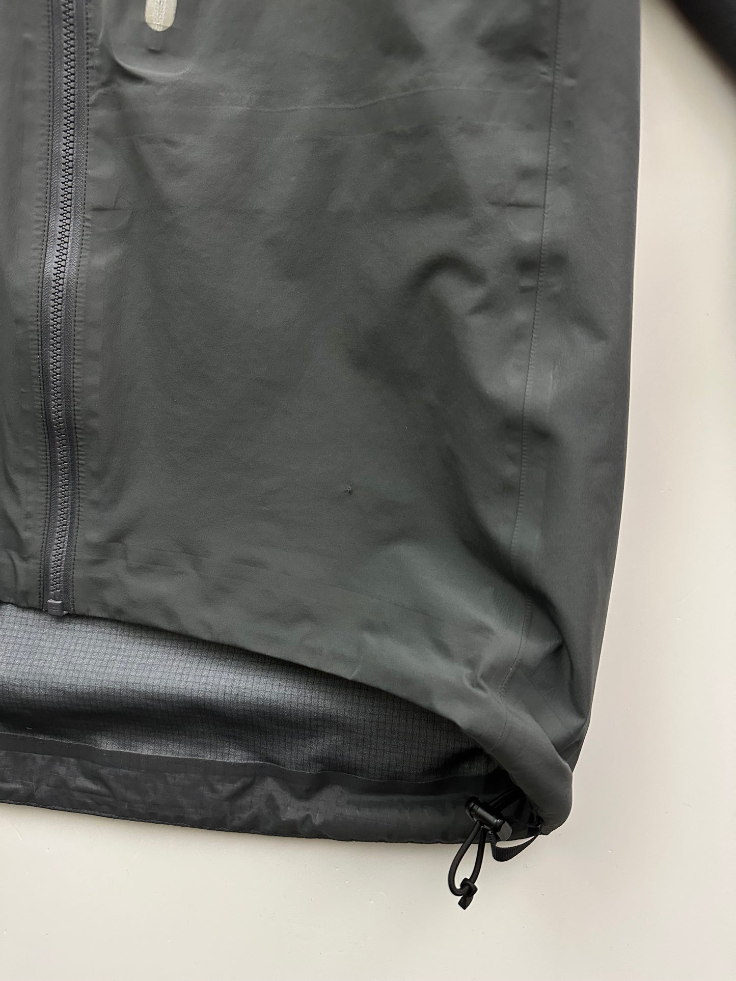 Arc’teryx Alpha FL Jacket Grey Men’s M Medium Gore-Tex Pro