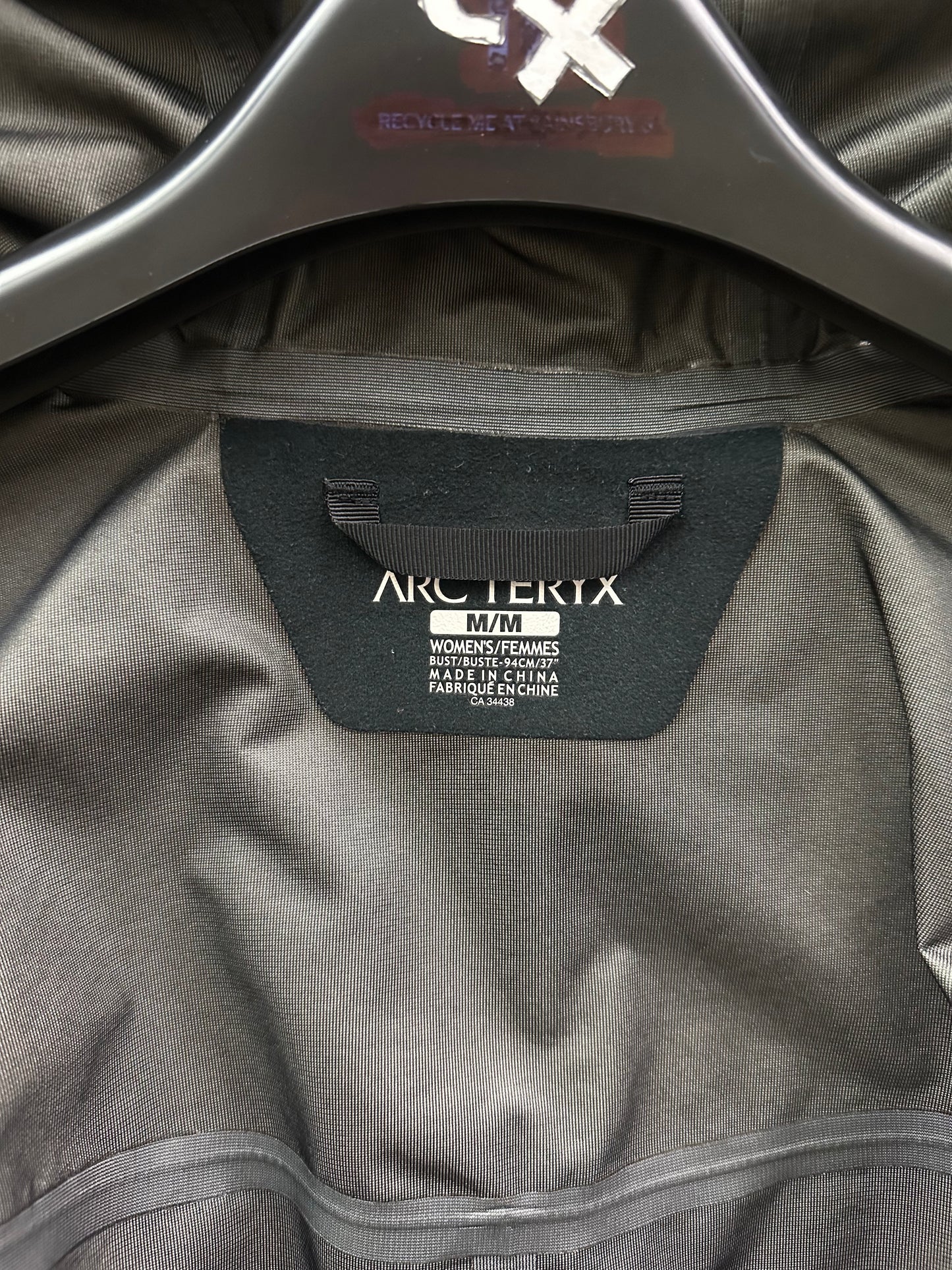 Arc’teryx Codetta Coat Black Women’s M Medium Gore-Tex