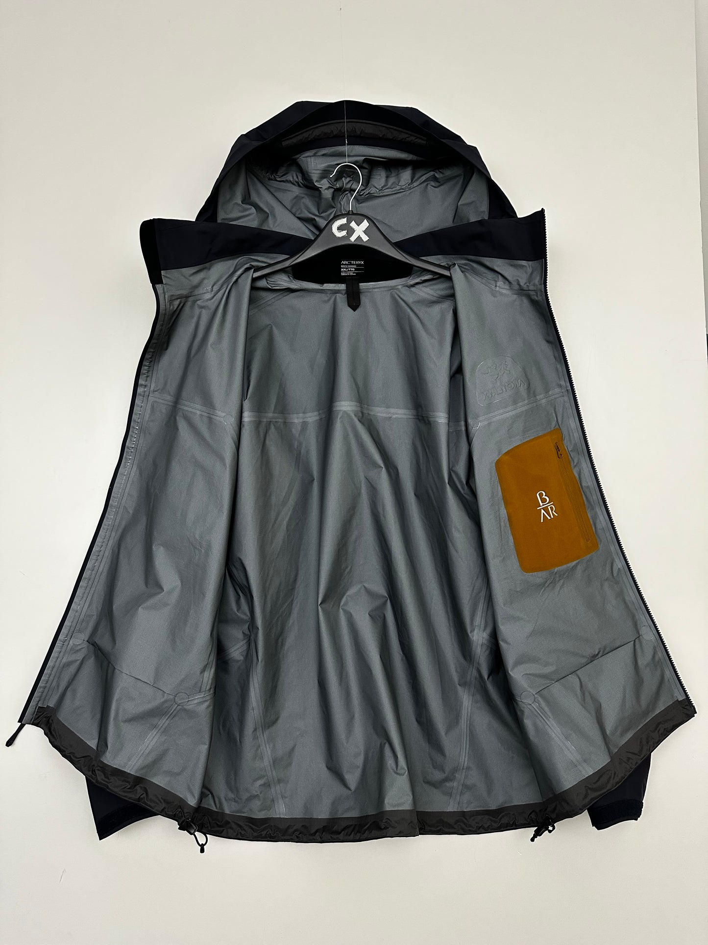Arc’teryx Beta AR Jacket Black Sapphire Blue Men’s XXL Gore-Tex Pro RECCO