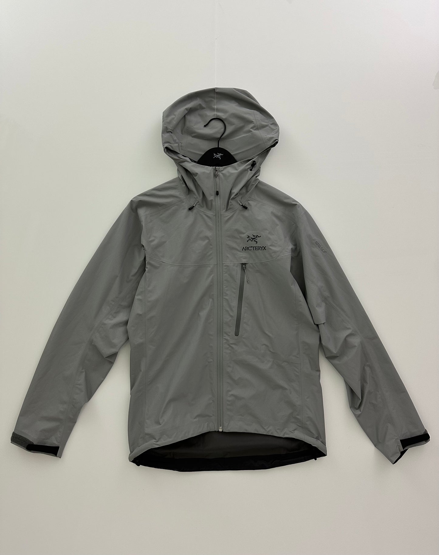 Arc’teryx Alpha SL Jacket Grey Men’s M Medium Gore-Tex
