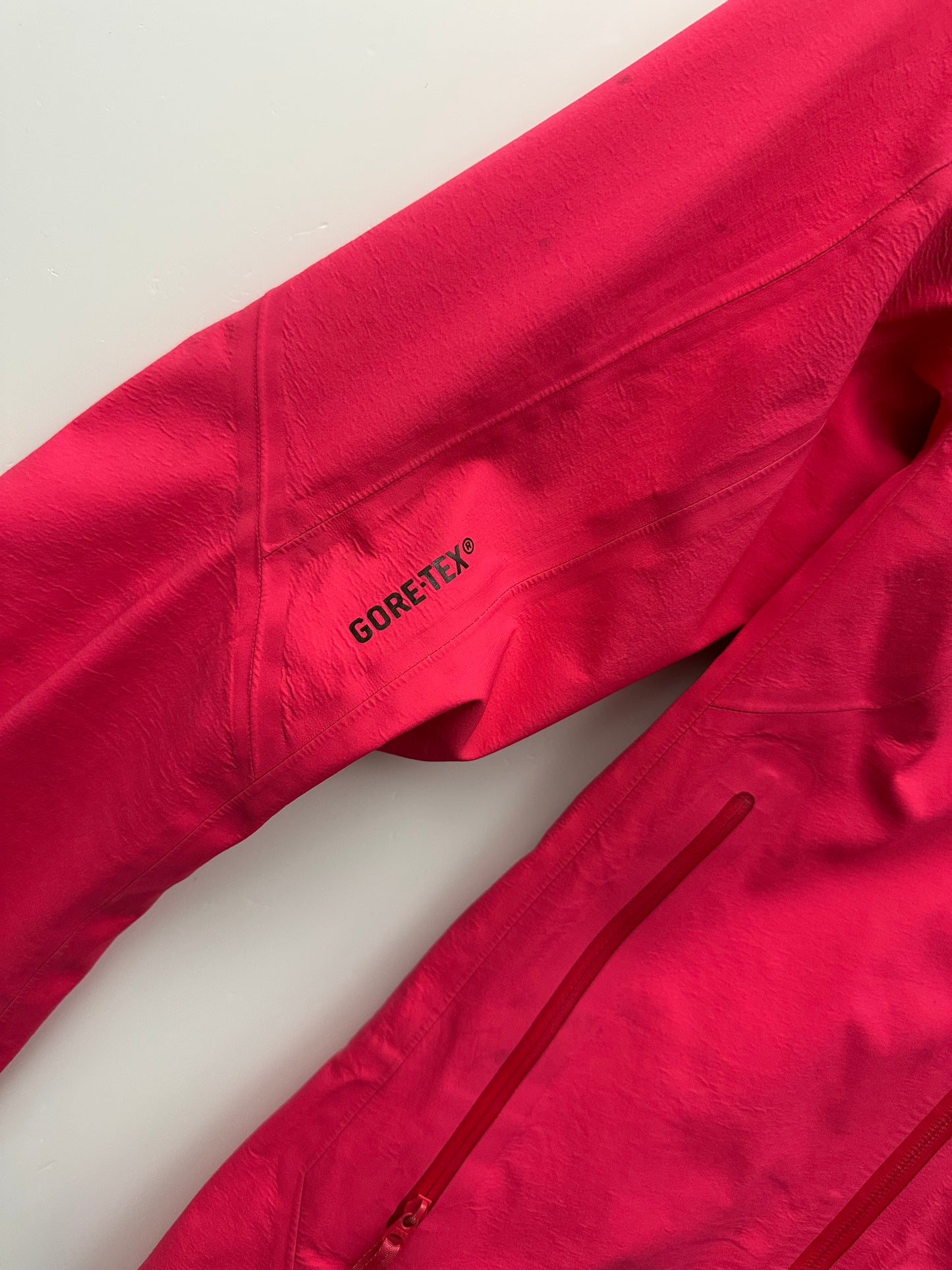 Arc’teryx Ravenna Jacket Pink Women's XS Gore-Tex RECCO