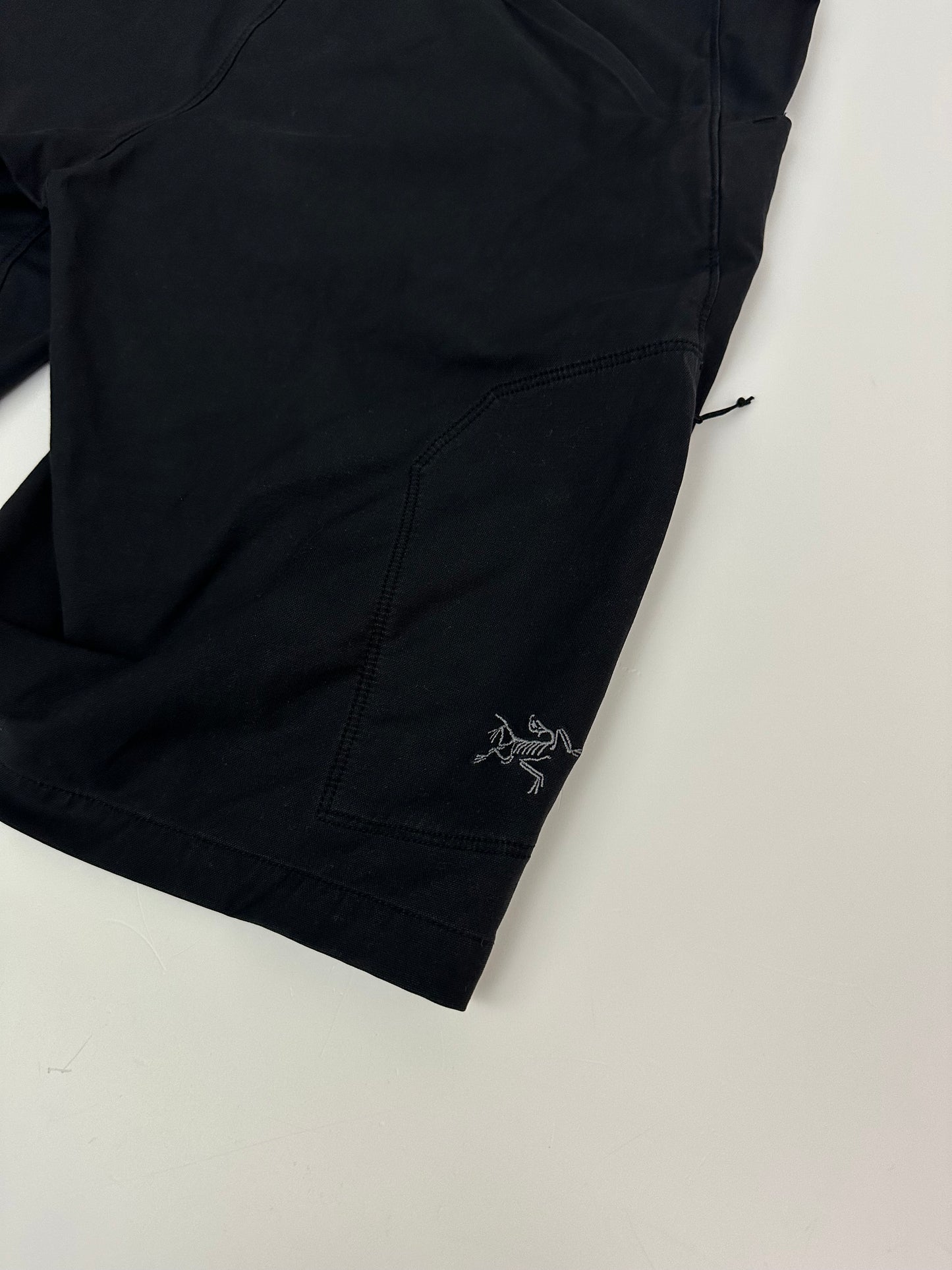 Arc’teryx Konseal Shorts 11” Men’s 30 Black