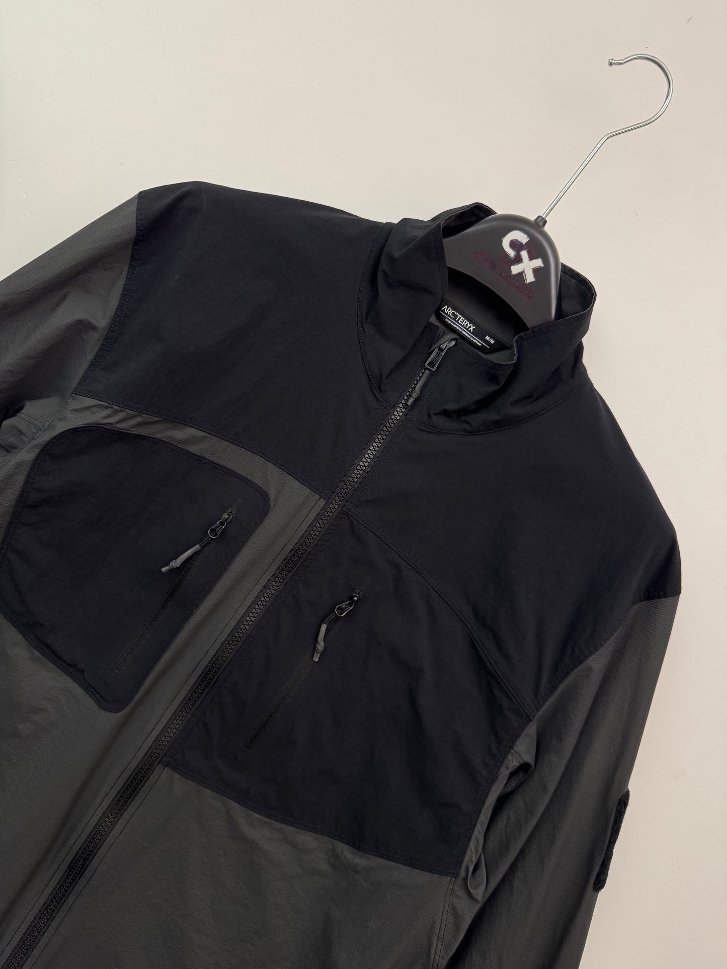 Arc'teryx Hangdog Jacket Men's M Medium Blackite