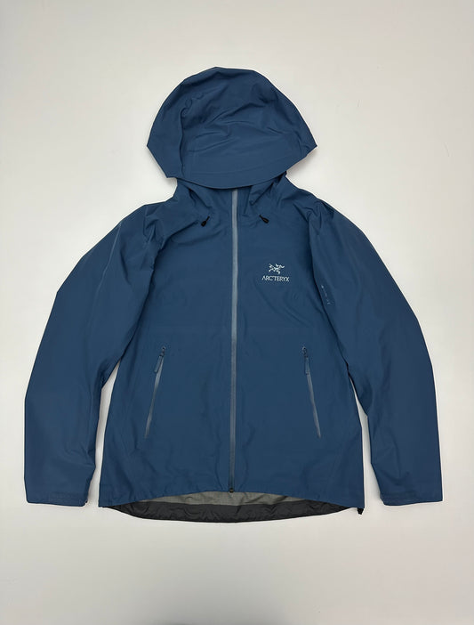 Arc’teryx Beta LT Jacket Moonlit Blue Women’s L Large Gore-Tex