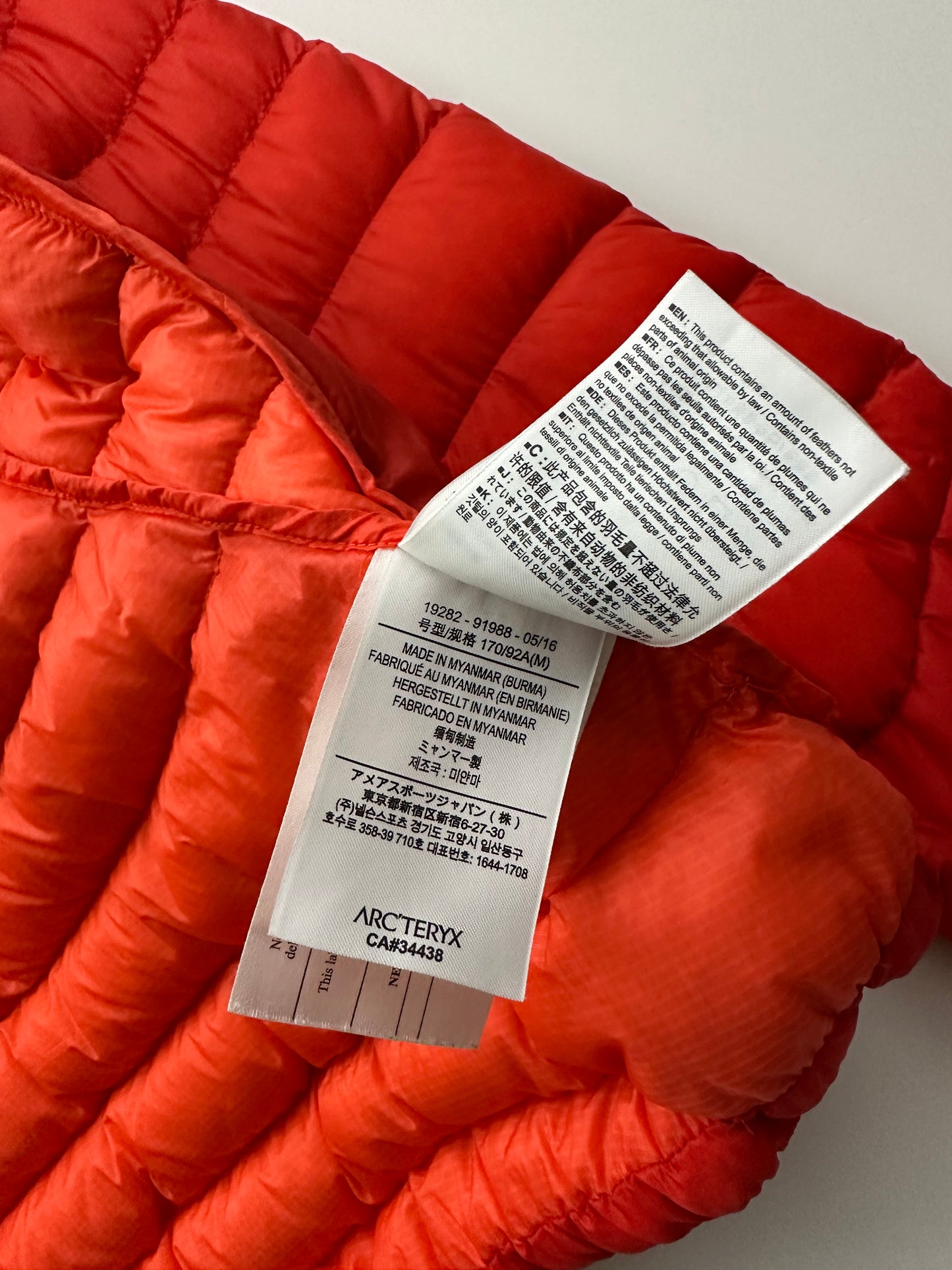 Arc'teryx Cerium LT Hoody Red Women's M Medium