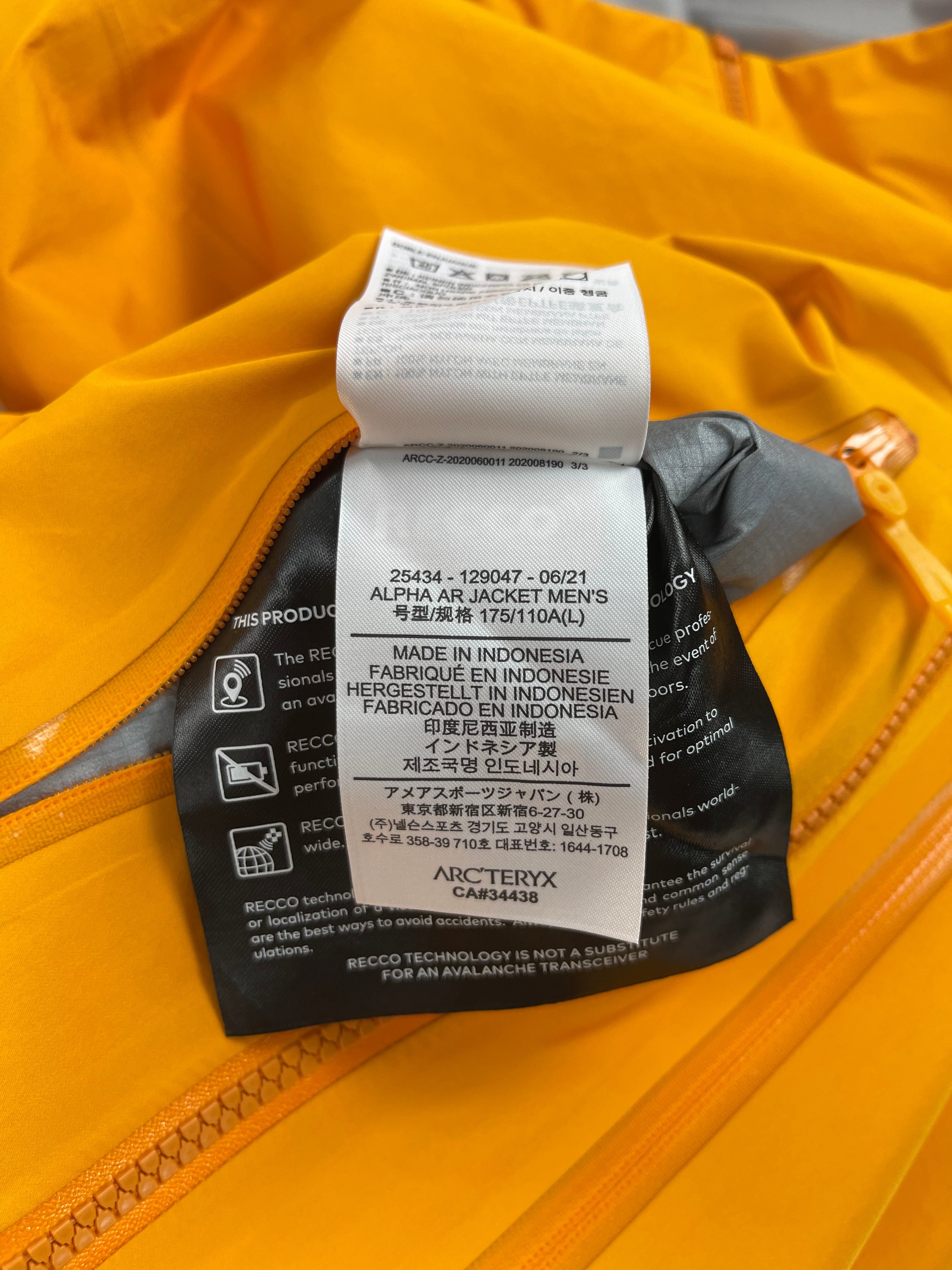 ARC'TERYX Beta LT Jacket 06 21