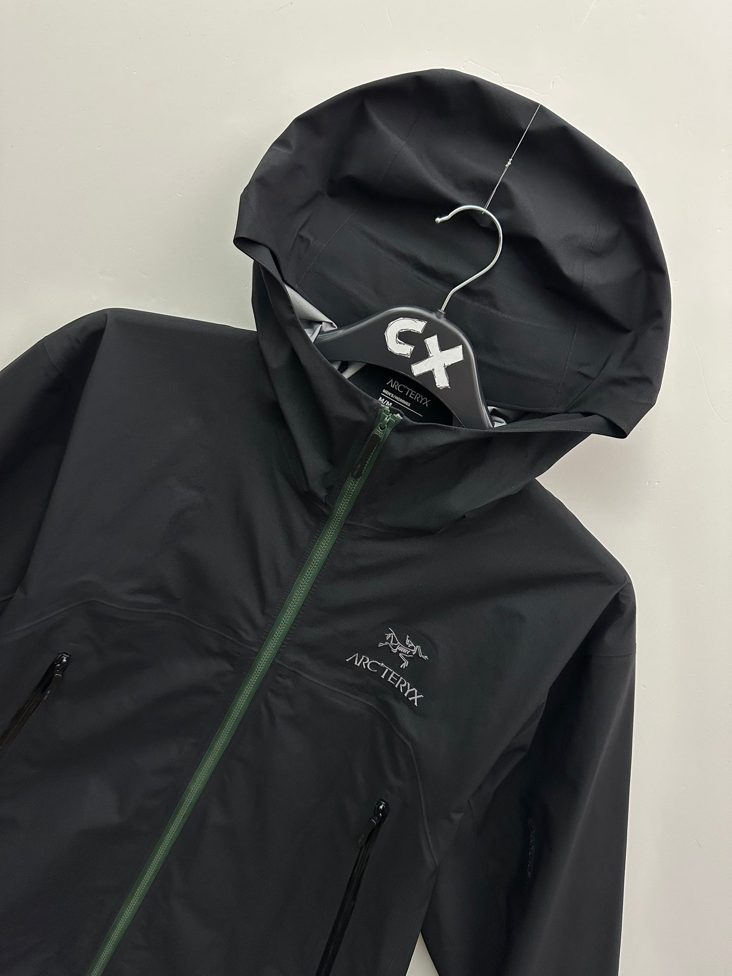 Arc’teryx Beta Jacket Black-Multi Men’s M Medium Gore-Tex