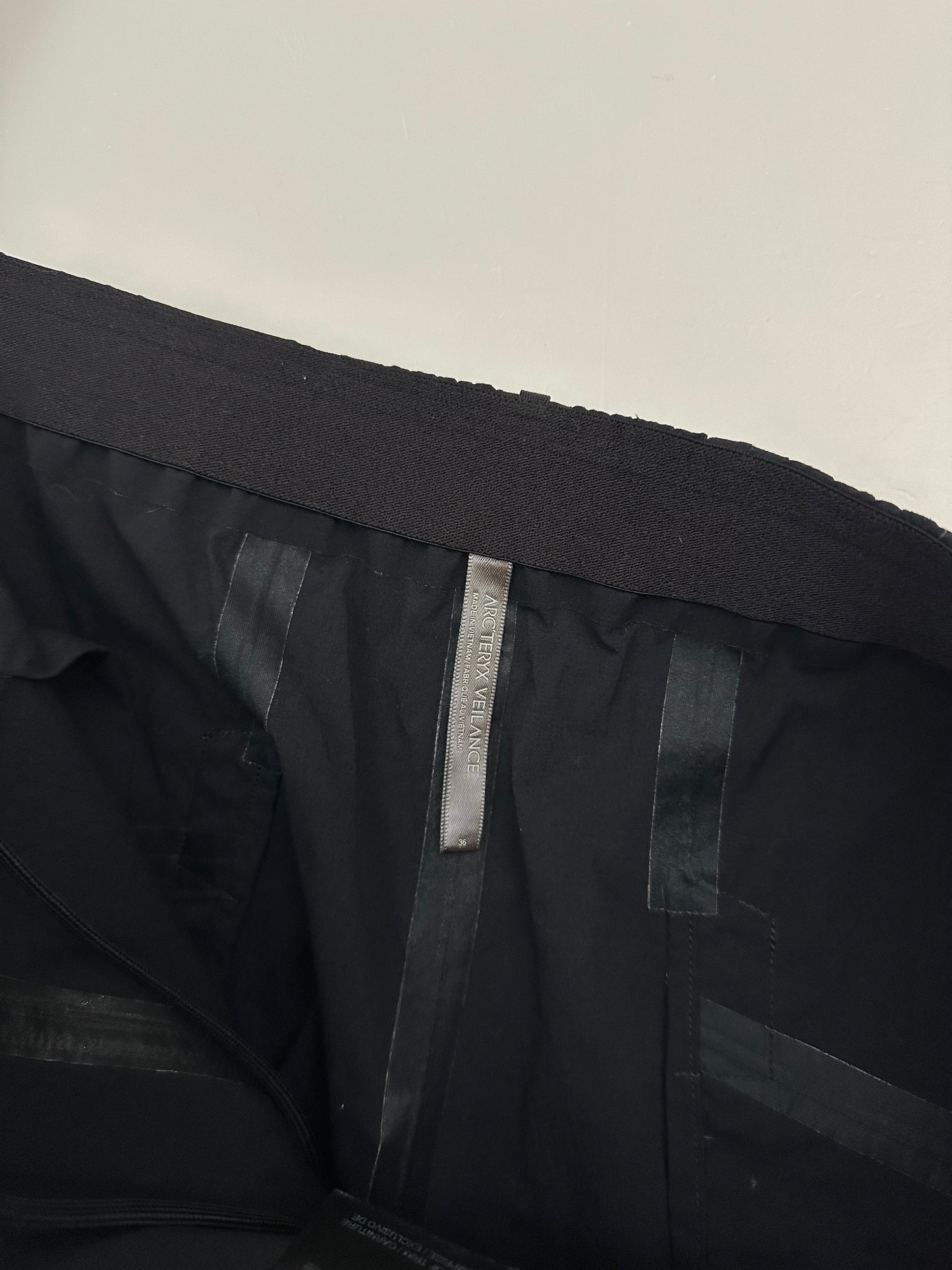 Arc'teryx Veilance Spere LT Pant Black Men’s 36 Reg