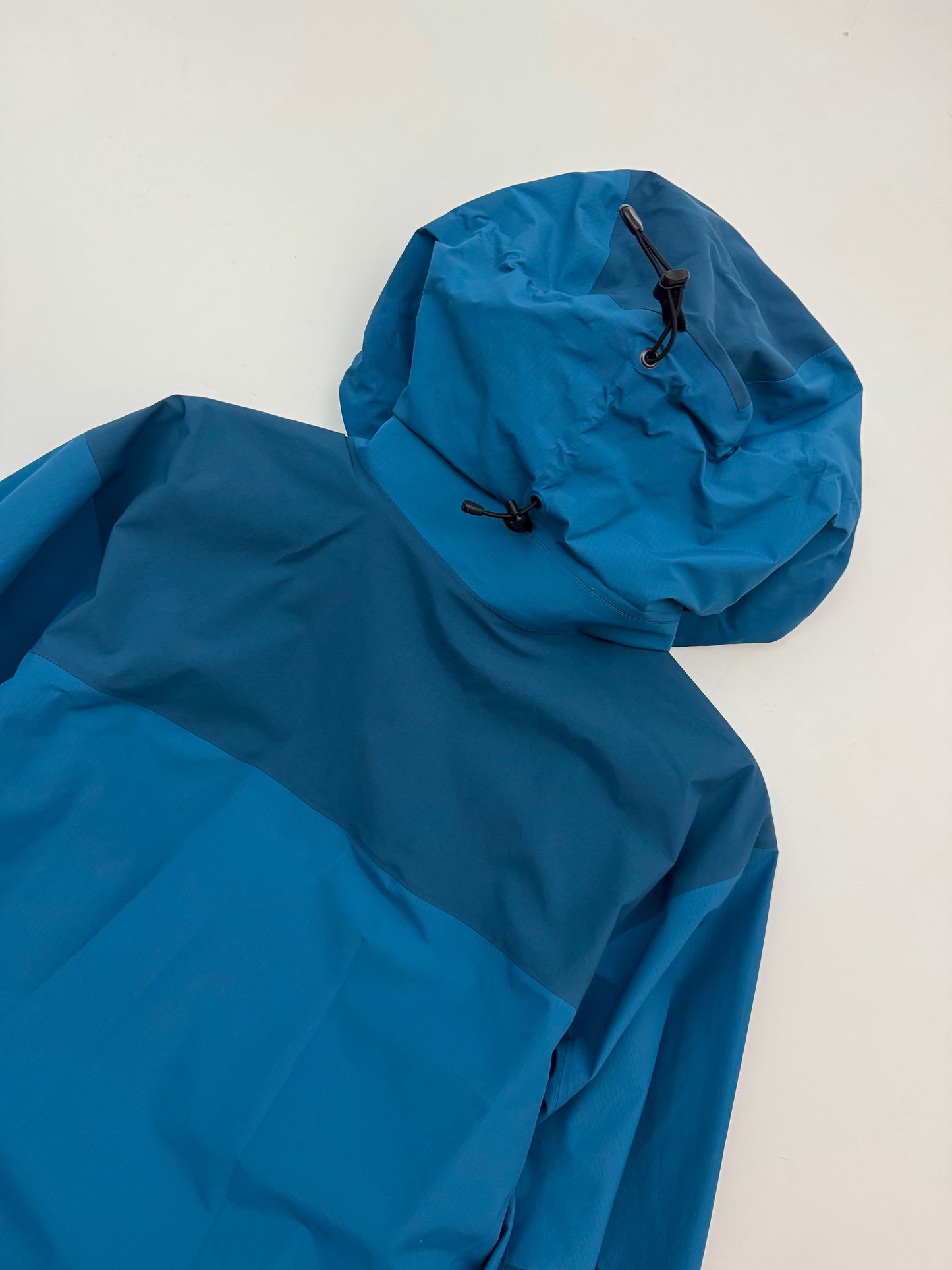 Arc’teryx Beta AR Jacket Blue Men’s L Large Gore-Tex Pro